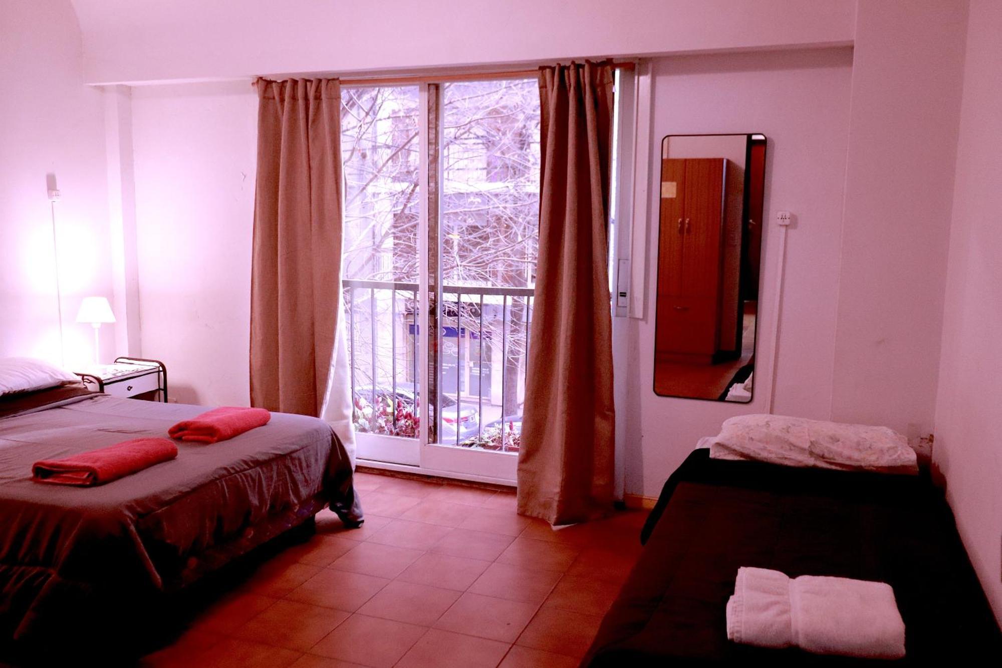 Basic Triple Room with Shared Bathroom,1604853663:JPEG