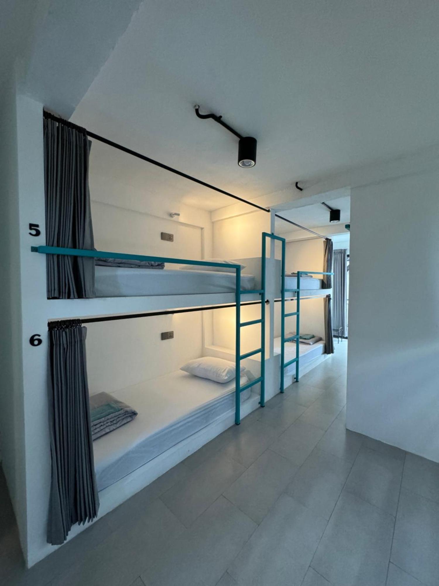 Bed in 6-Bed Mixed Dormitory Room,1605270900:JPEG