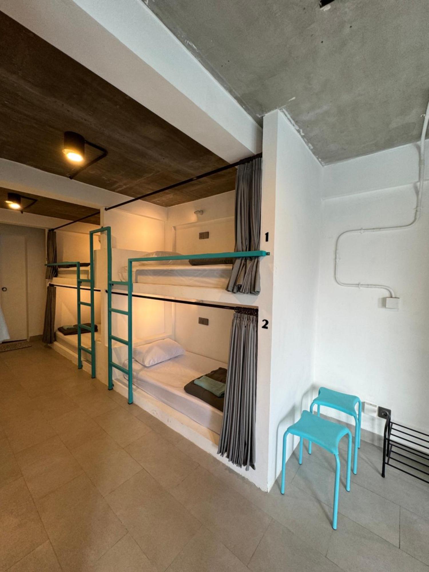 Bed in 10-Bed Mixed Dormitory Room
