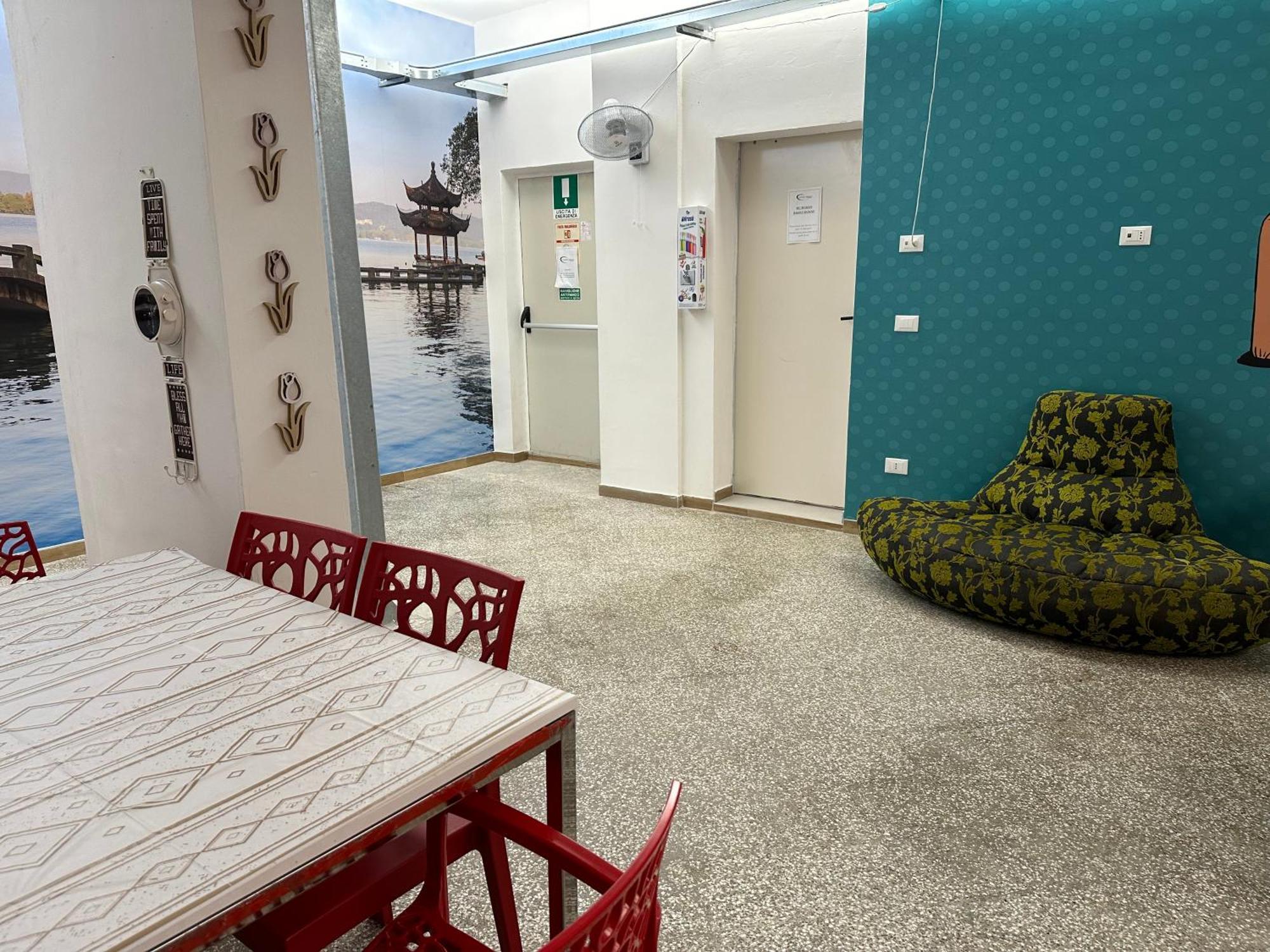 Bunk Bed in Mixed Dormitory Room