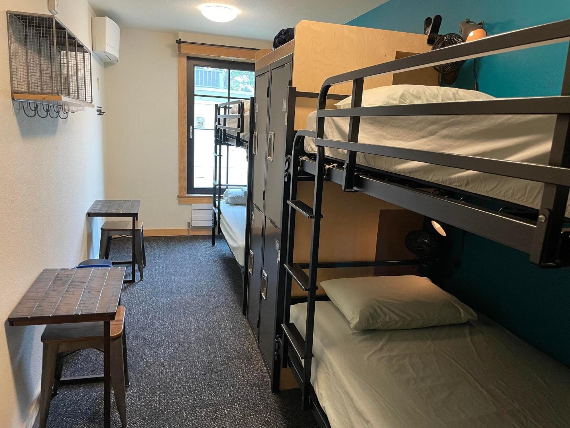 Single Bed 4-Bed Male Dormitory Room,1609735819:JPEG