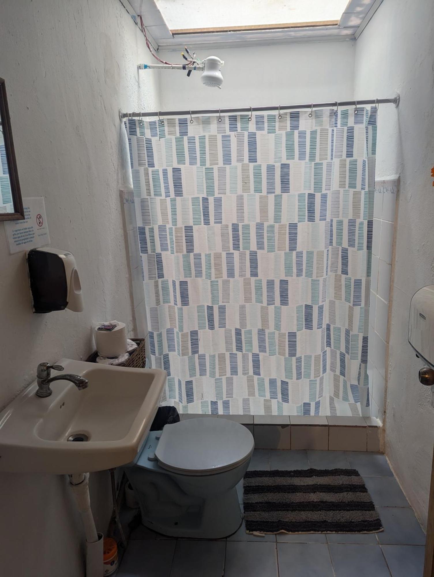 Family Room with Bathroom,1611194854:JPEG