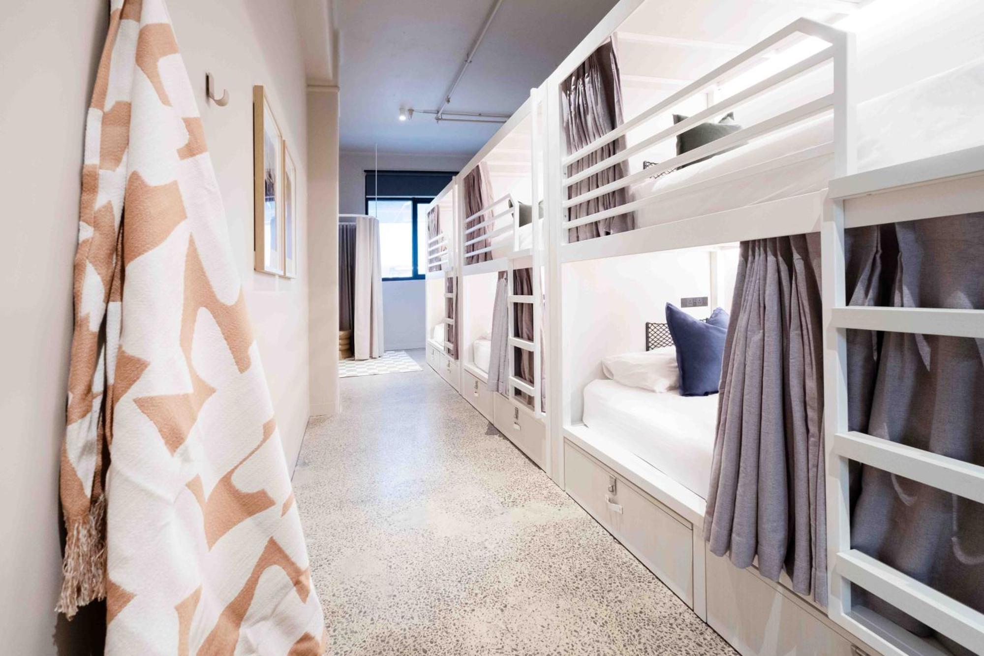 Entire Superior 6 Bed Ensuite Dorm