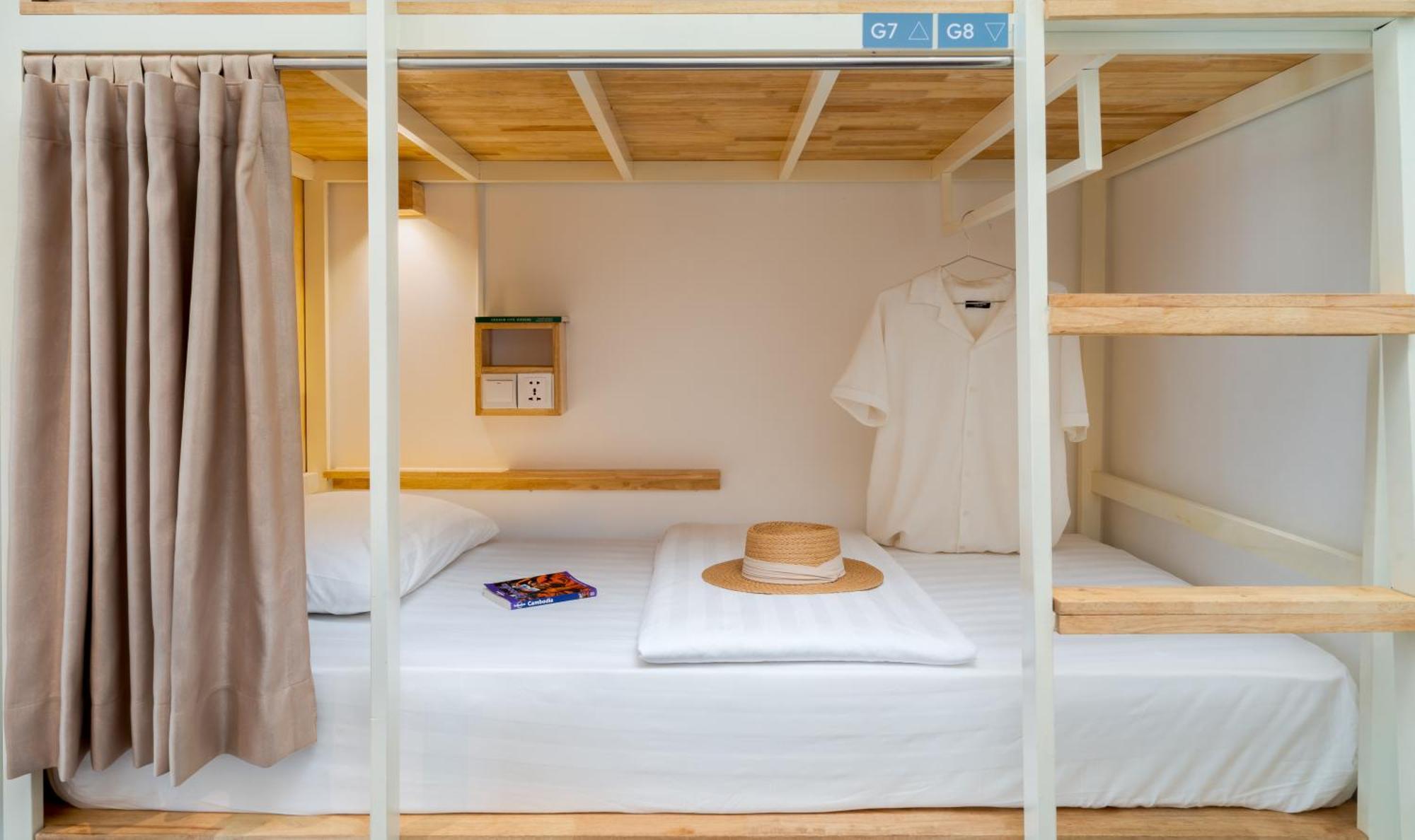 Superior 6 beds mixed dorm