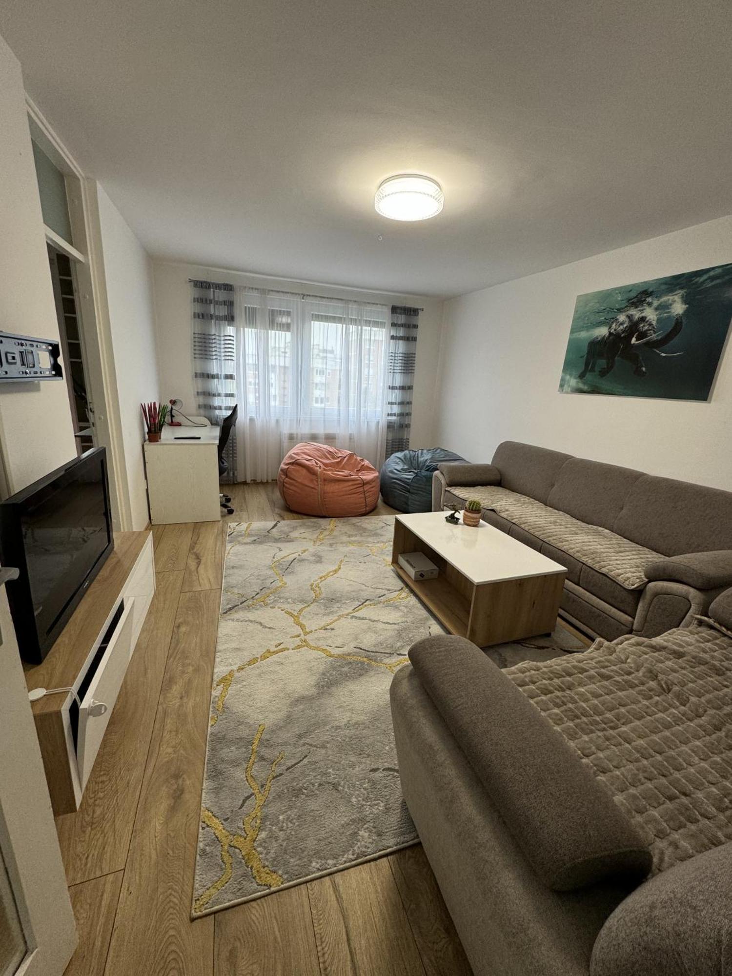 Mixed Dormitory Room
