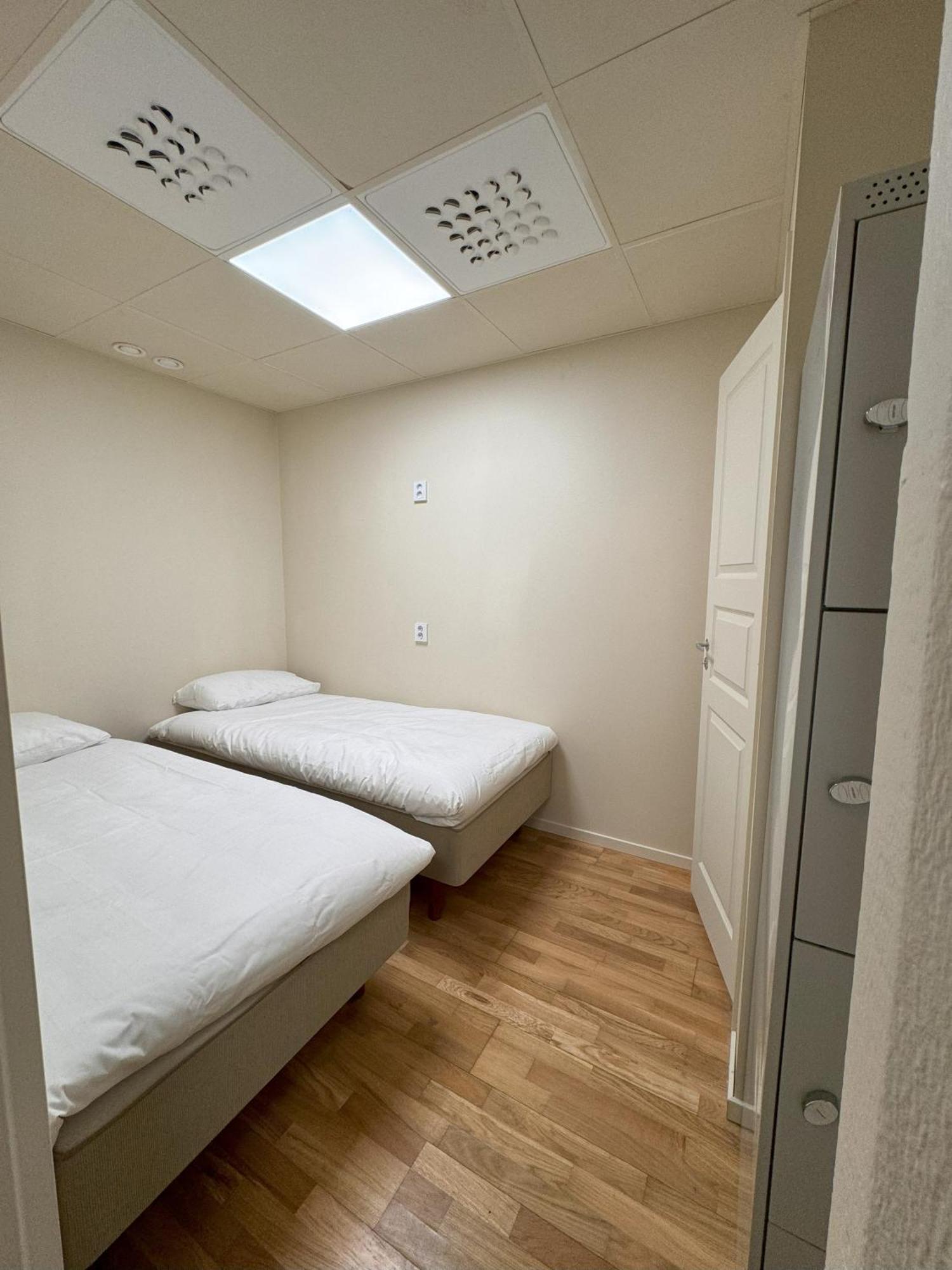 Private Twin Room with Toilet,1619683040:JPEG