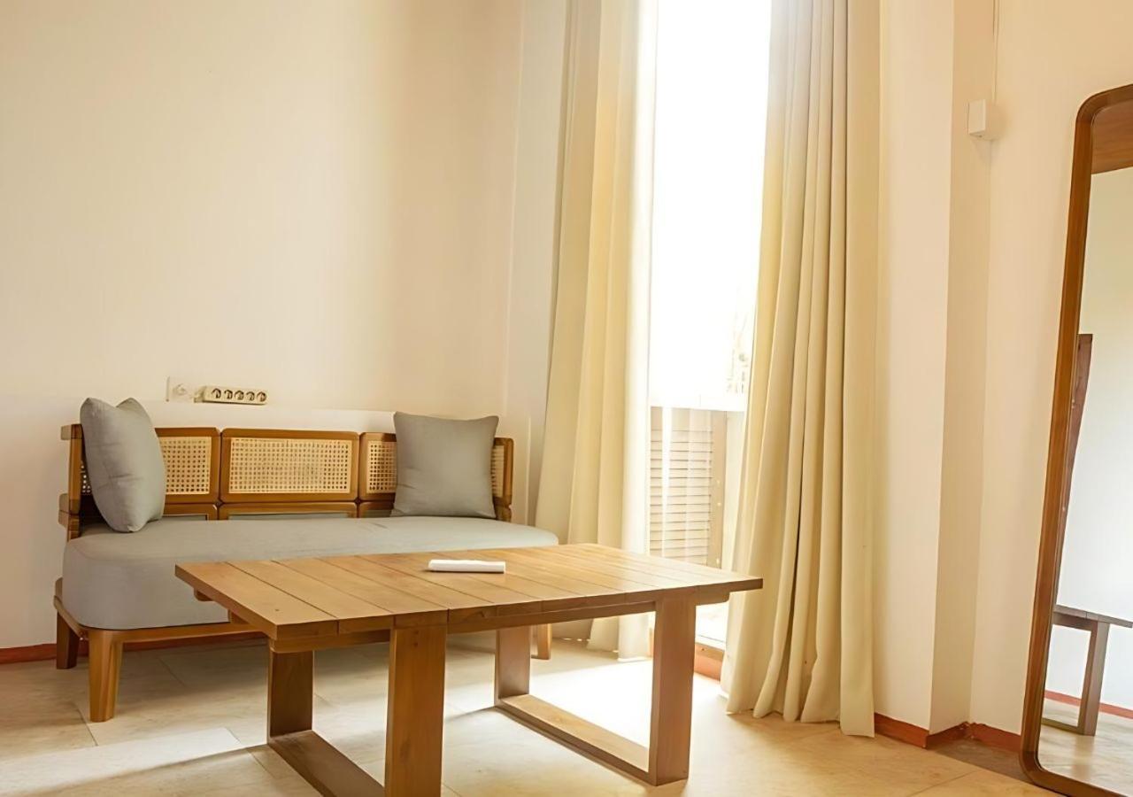 King Room,1619725160:JPEG