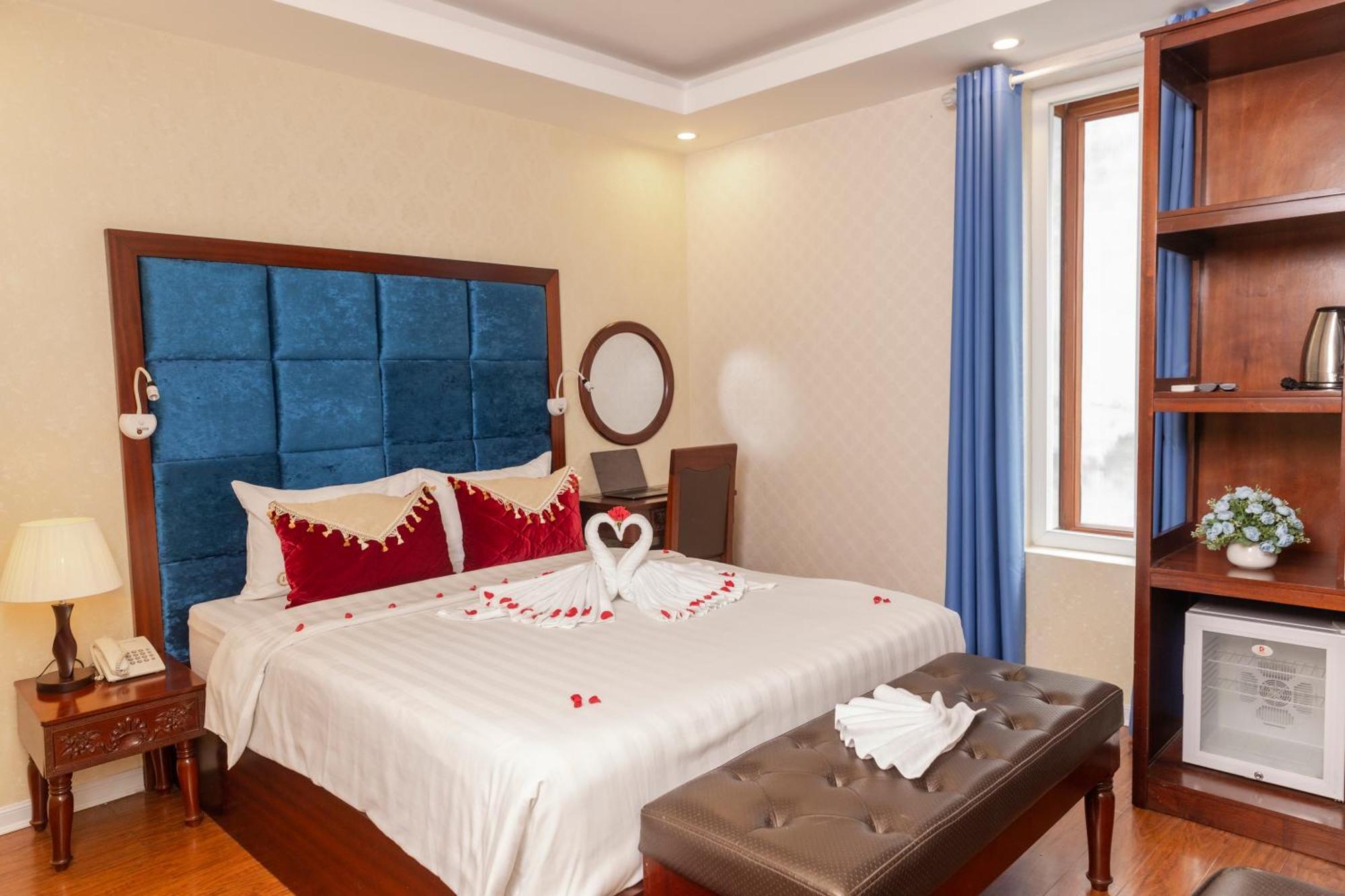 Double or Twin Room with City View