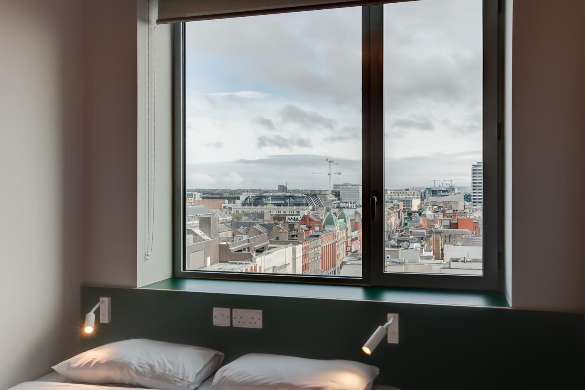 Double Room City View,1623785232:JPEG