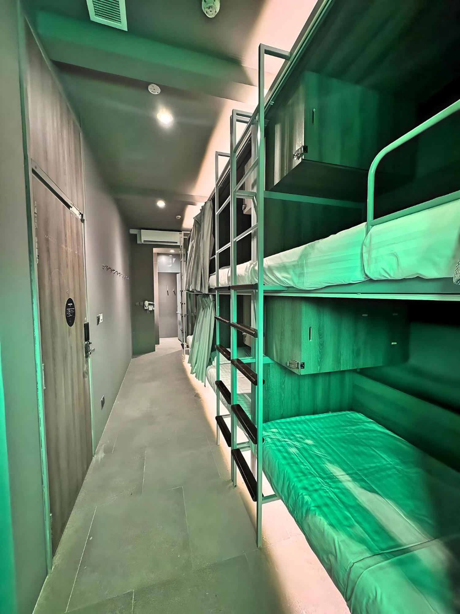 Private Ensuite Room for 6 Pax