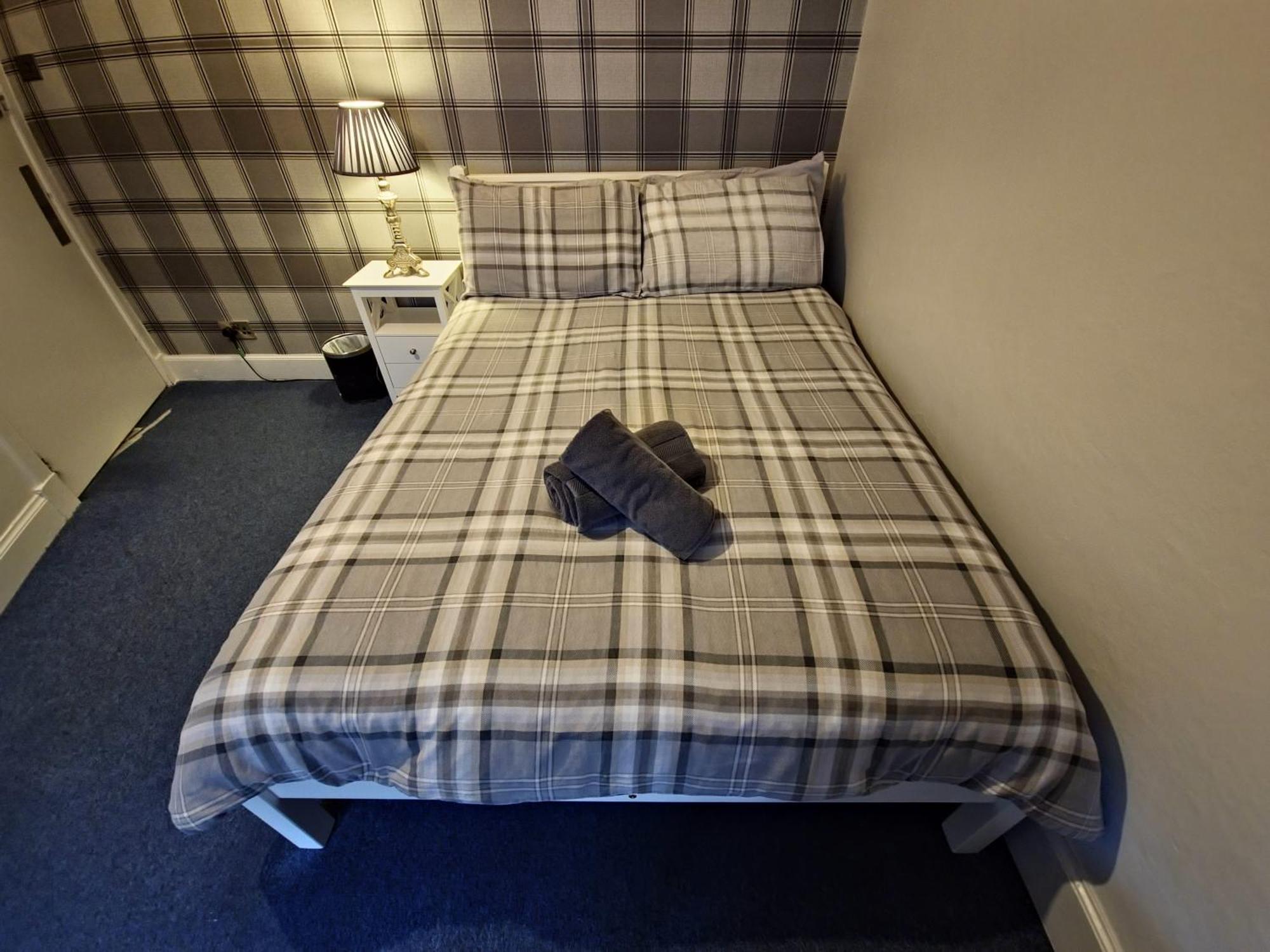 Double Room with Private Bathroom,1627271180:JPEG