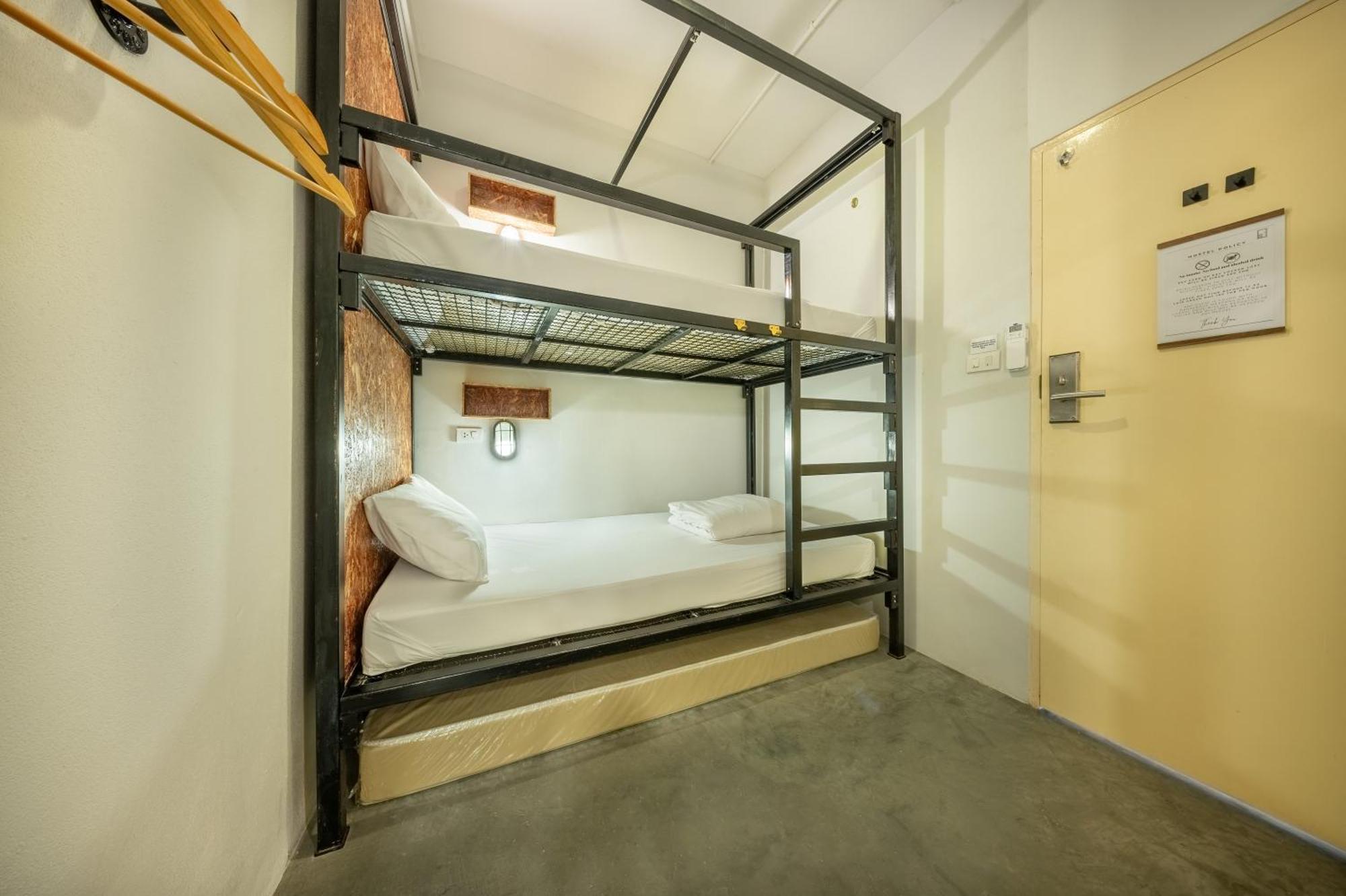Private Room with Bunk Beds and Shared Bathroom