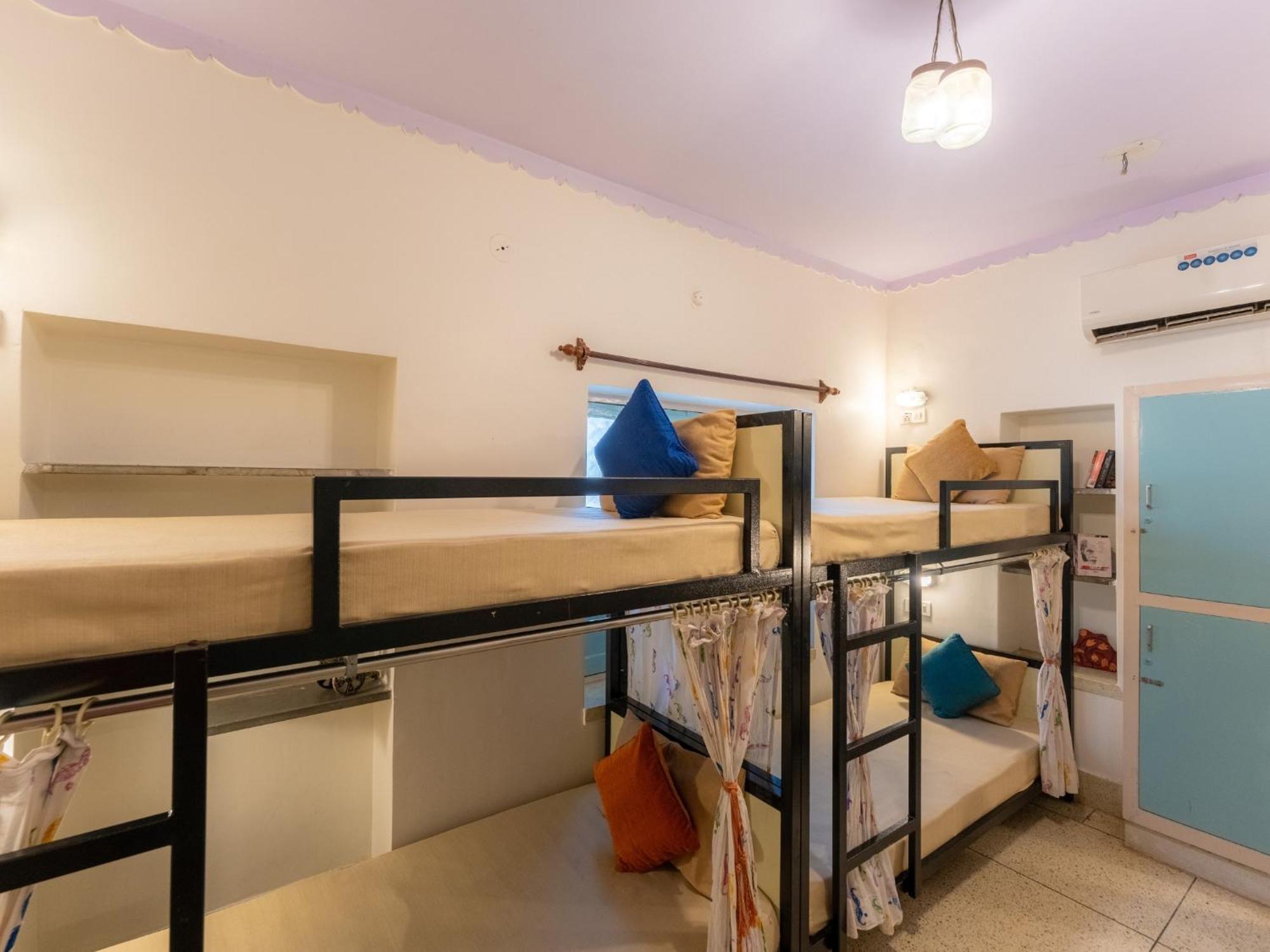 Bed in 6-Bed Mixed Dormitory Room,1631582527:JPEG