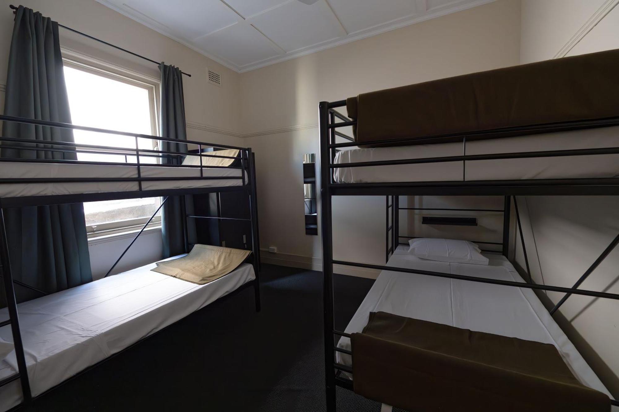 Bed in 4-Bed Mixed Dormitory Room