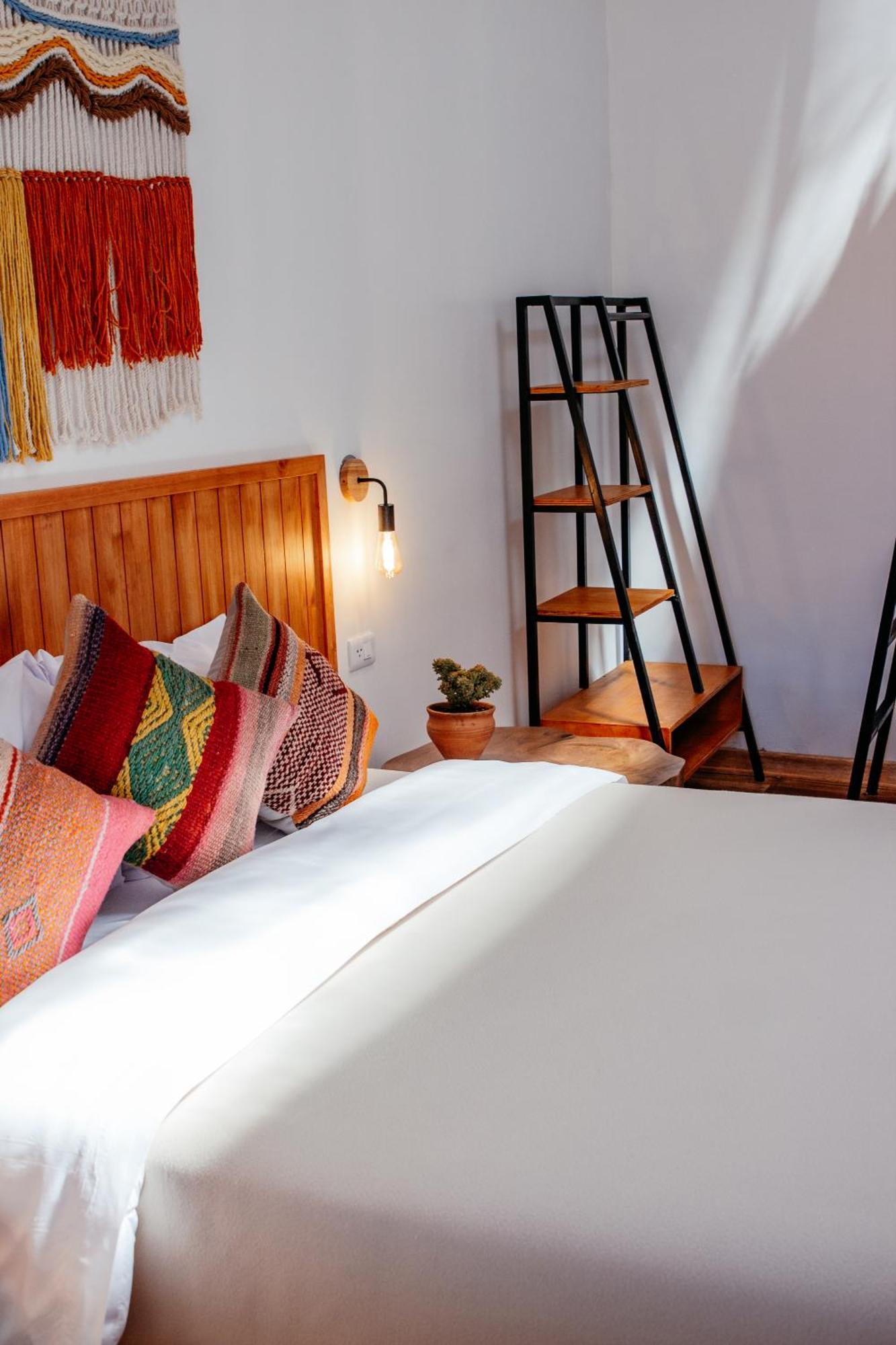 Superior Queen Room,1634364722:JPEG