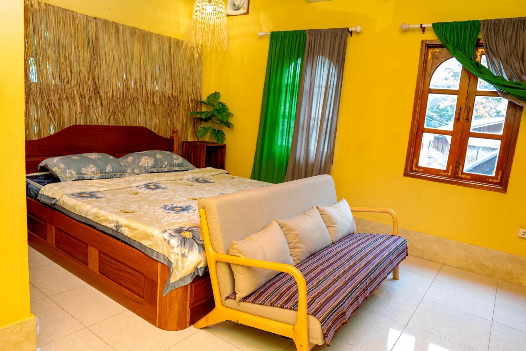 King Room