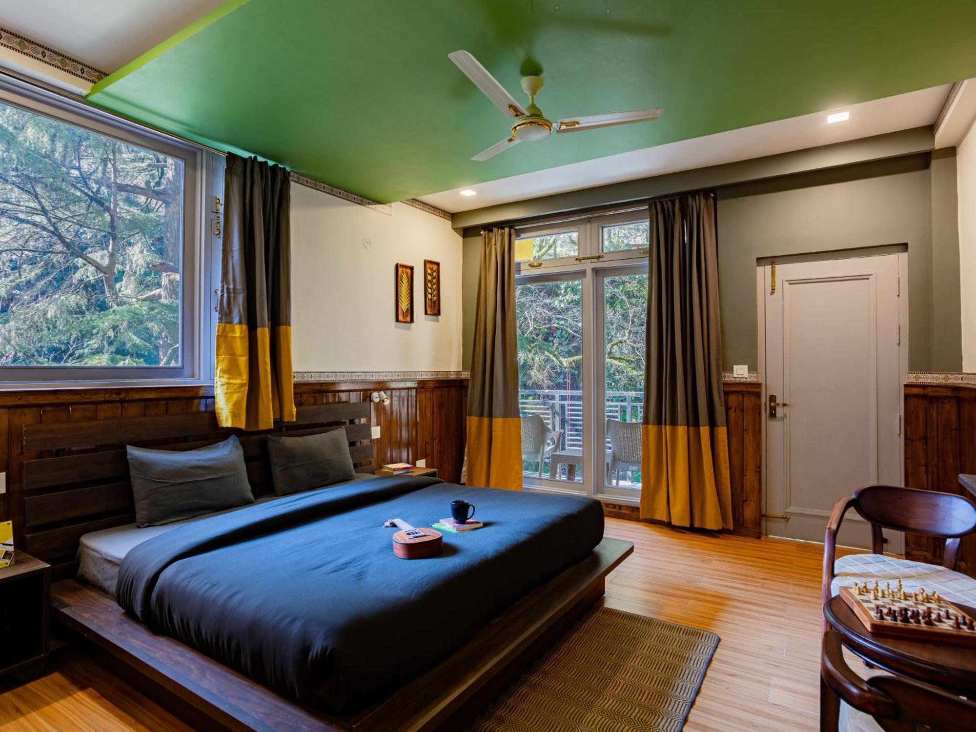 Superior Double Room with Balcony