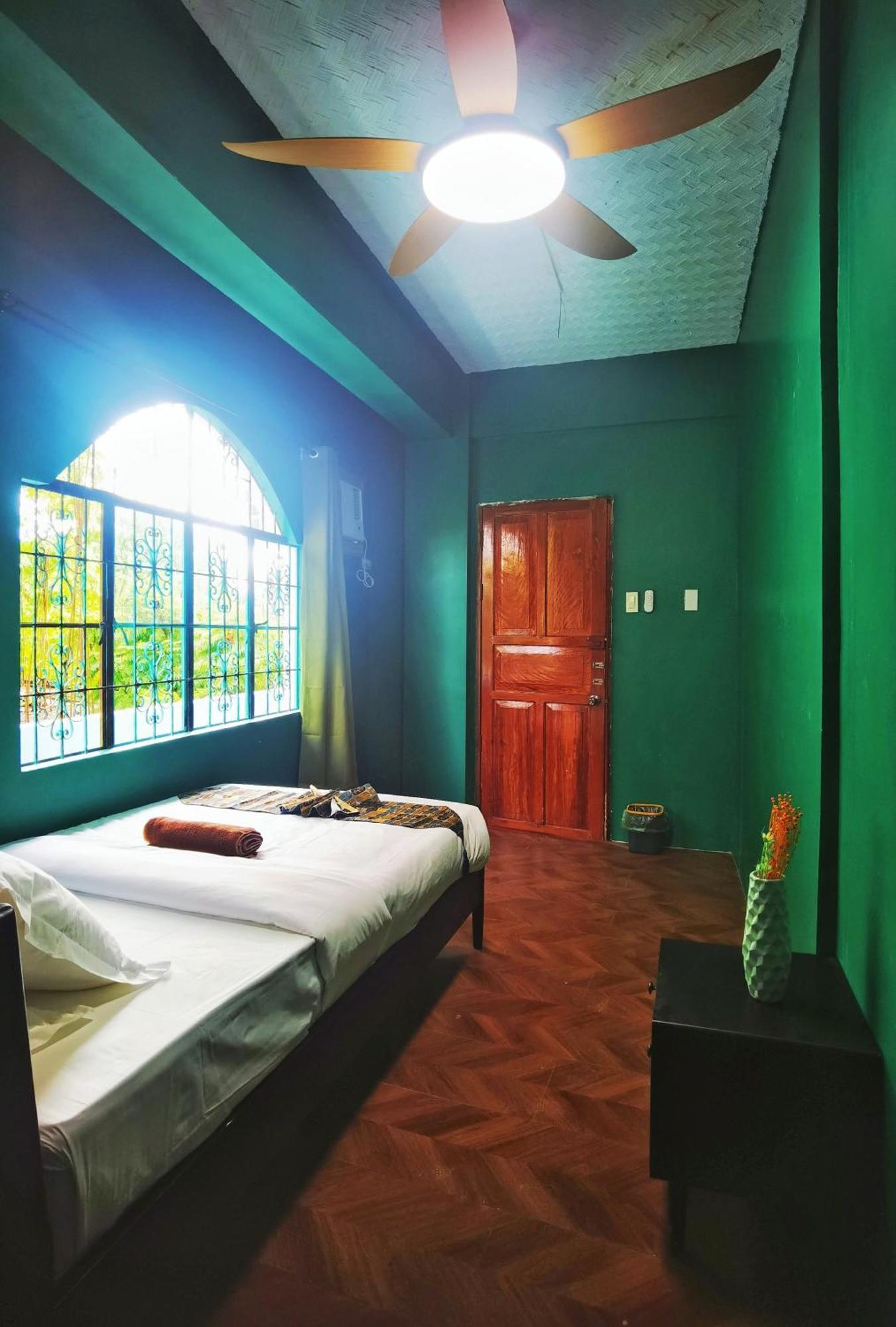 Single Room,1743778912:JPEG