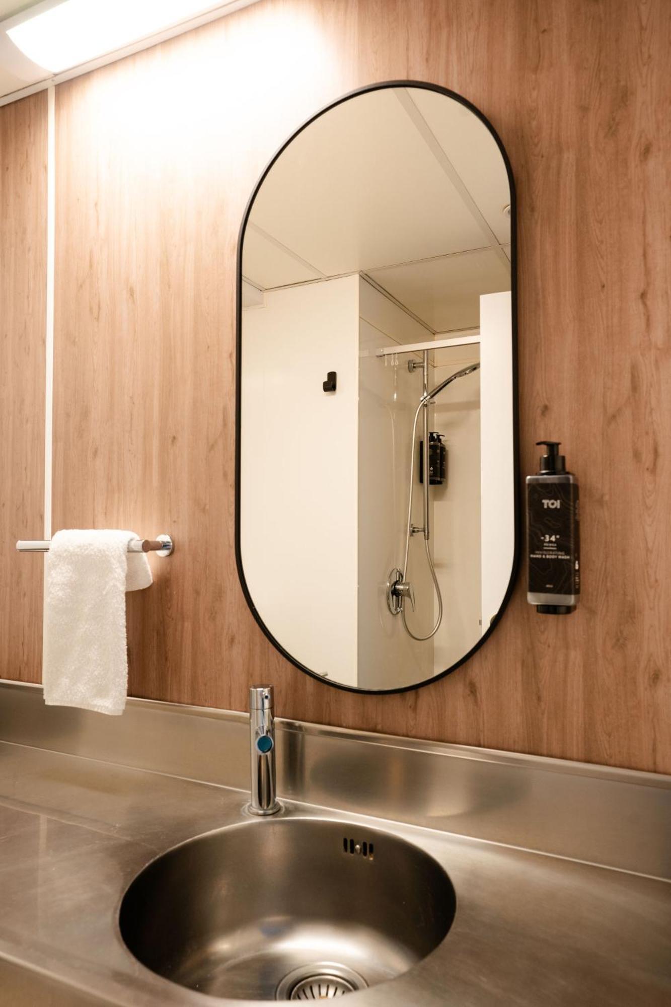 Twin Room Ensuite,1567066295:JPEG