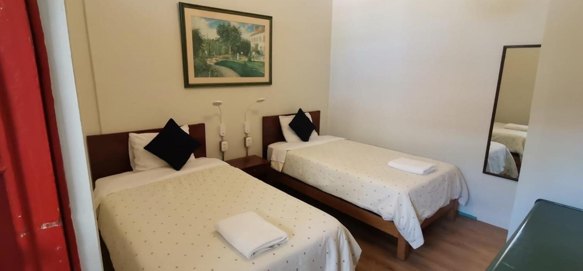 Standard Twin Room with Private Bathtoom