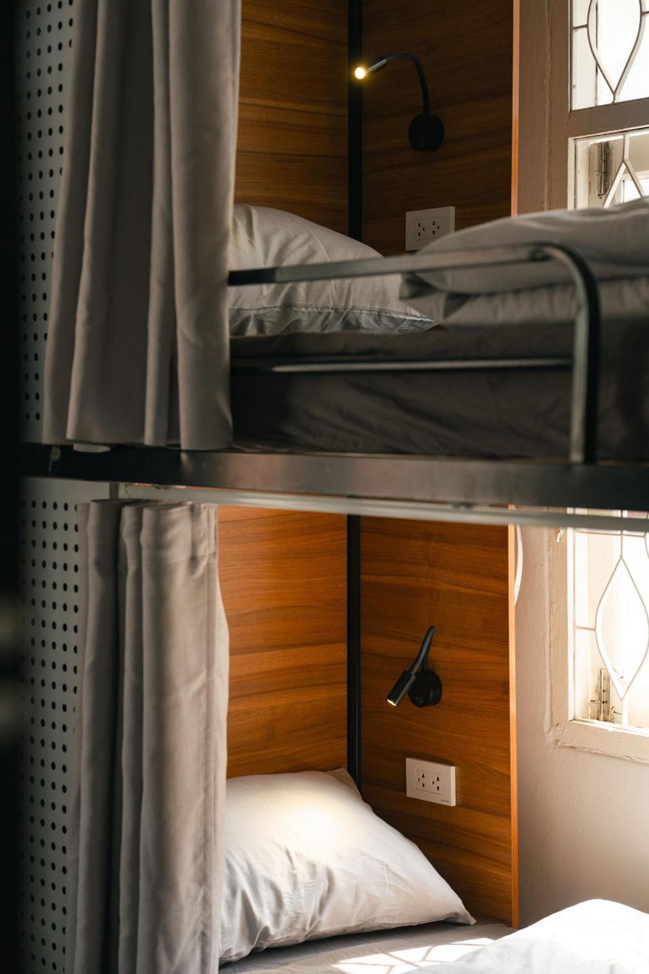Bed in 6-Bed Mixed Dormitory Room