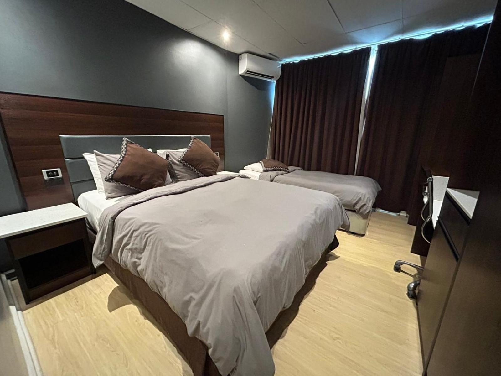 Deluxe Premium Room No Balcony