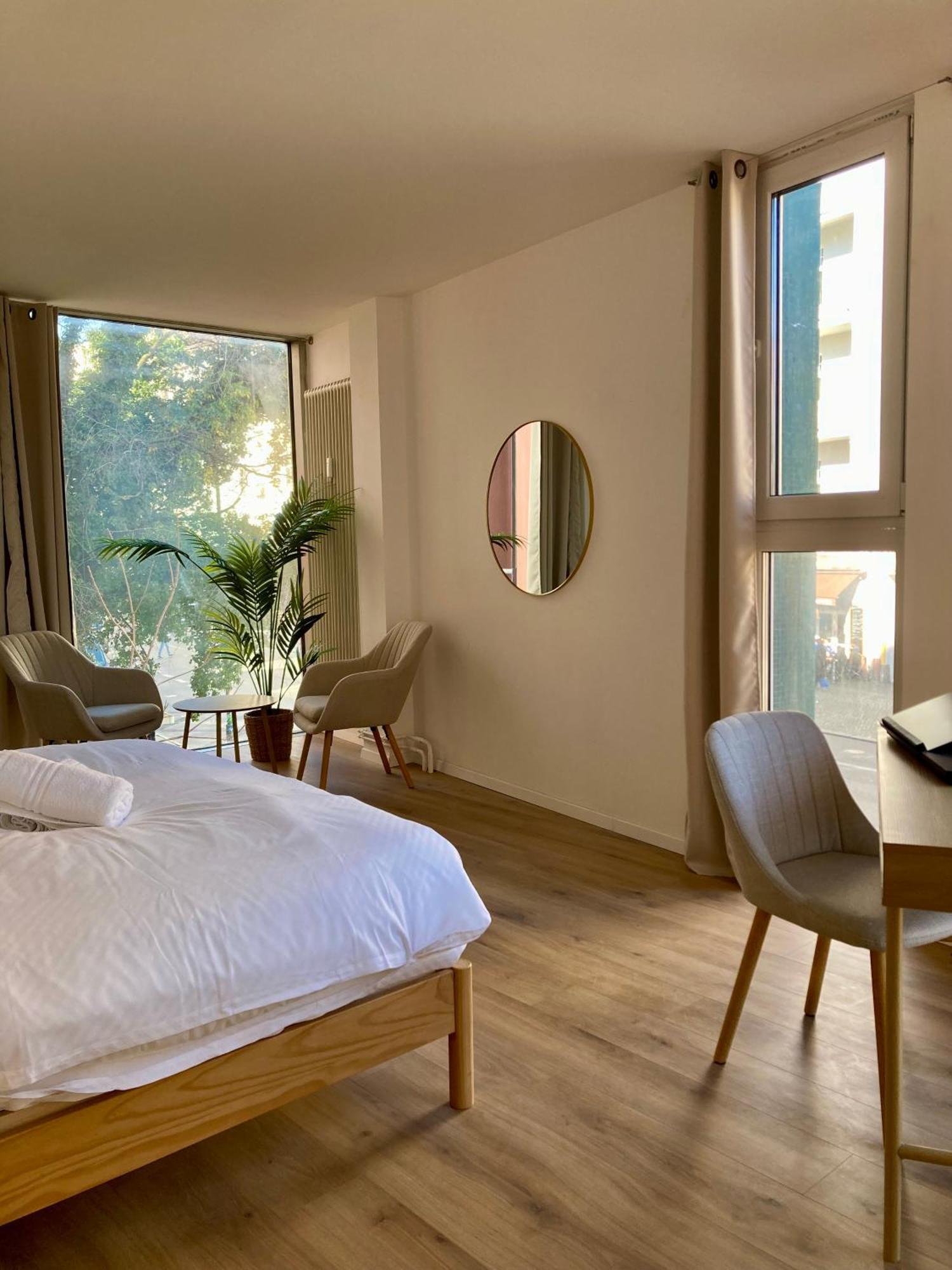 Large Double Room