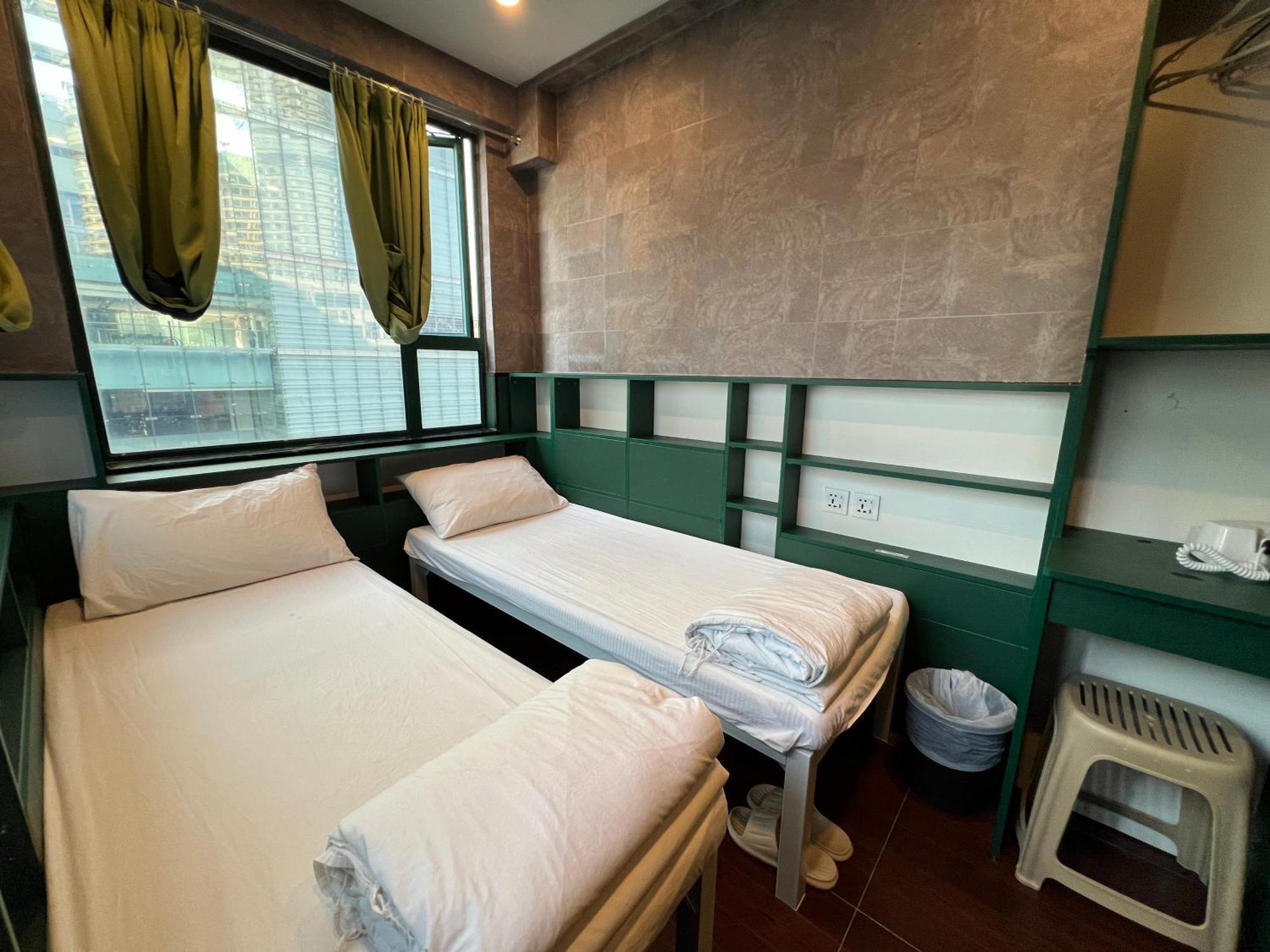 Twin Room with Private Bathroom