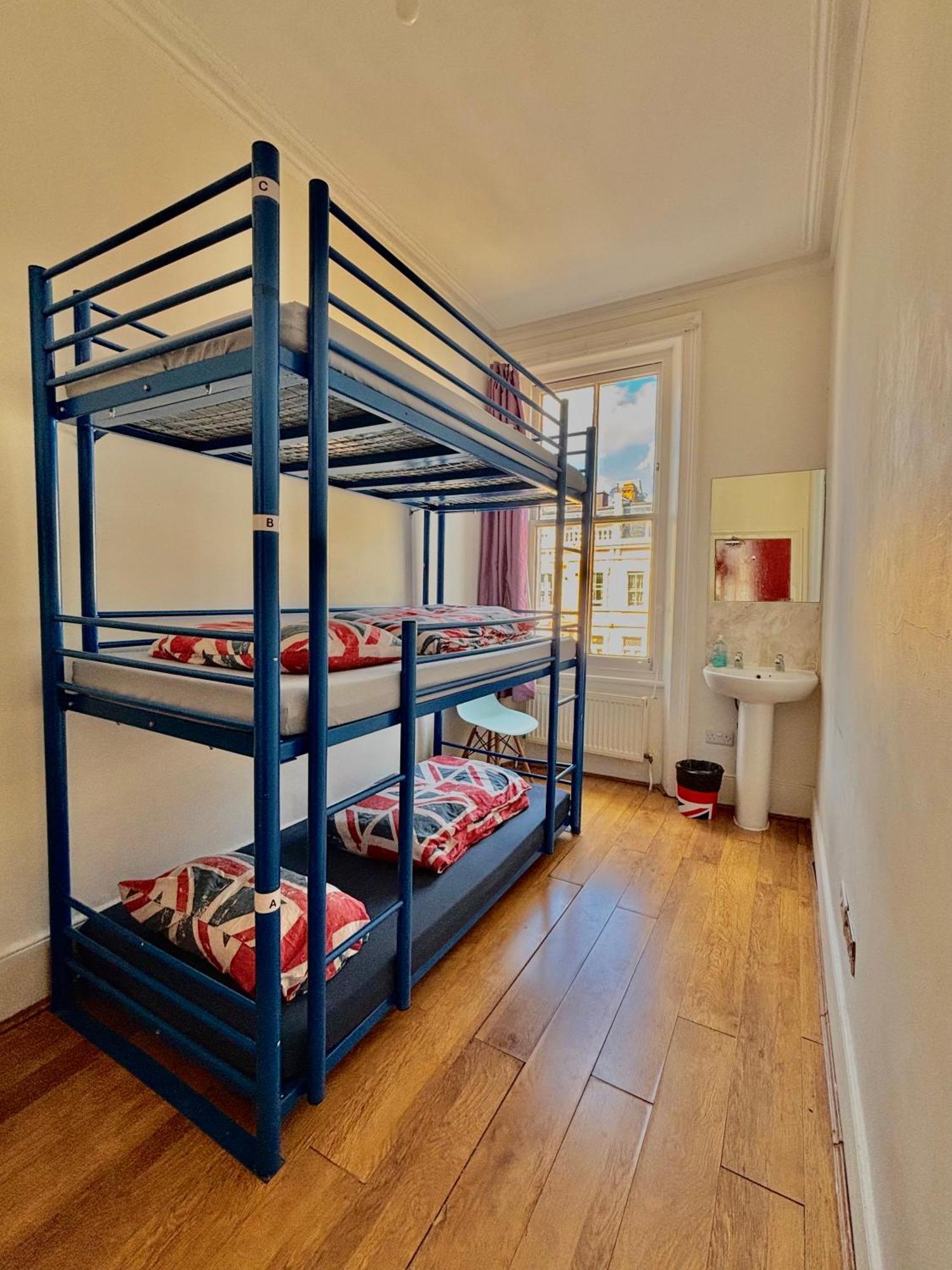 Triple Room with Shared Bathroom