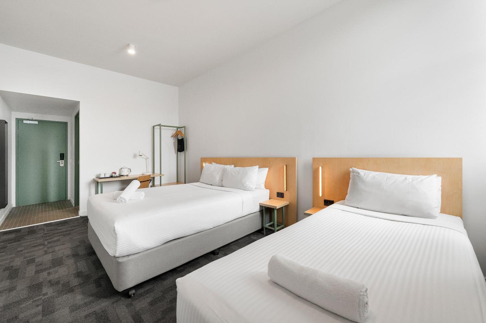 Queen Plus One Ensuite