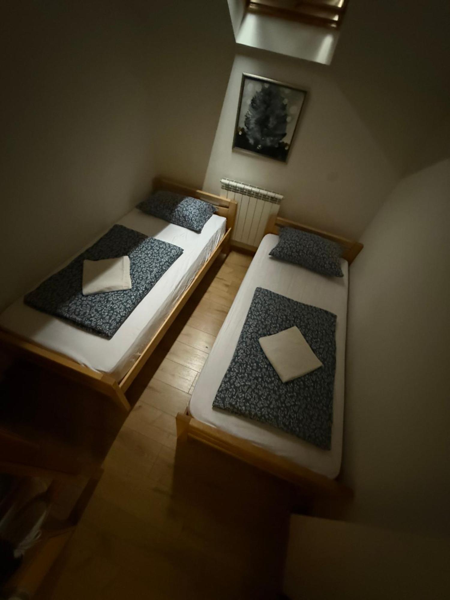 Bed 4-Bed Mixed Dormitory Room