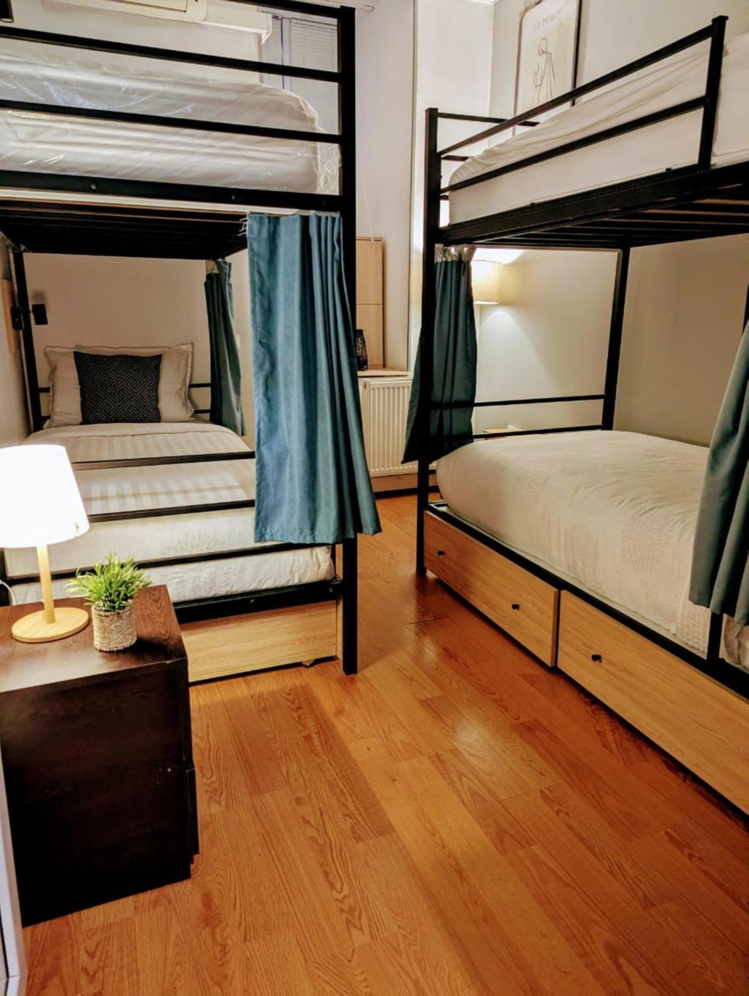 Bed 6-Bed Mixed Dormitory Room