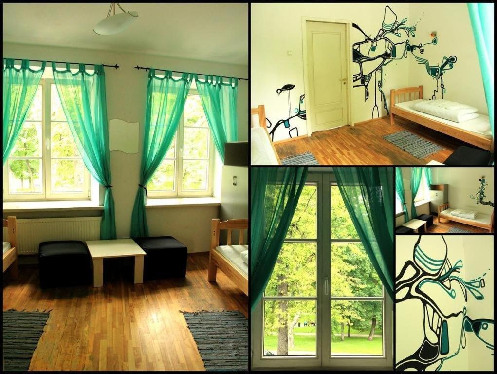 Standard Twin Room with Shared Bathroom