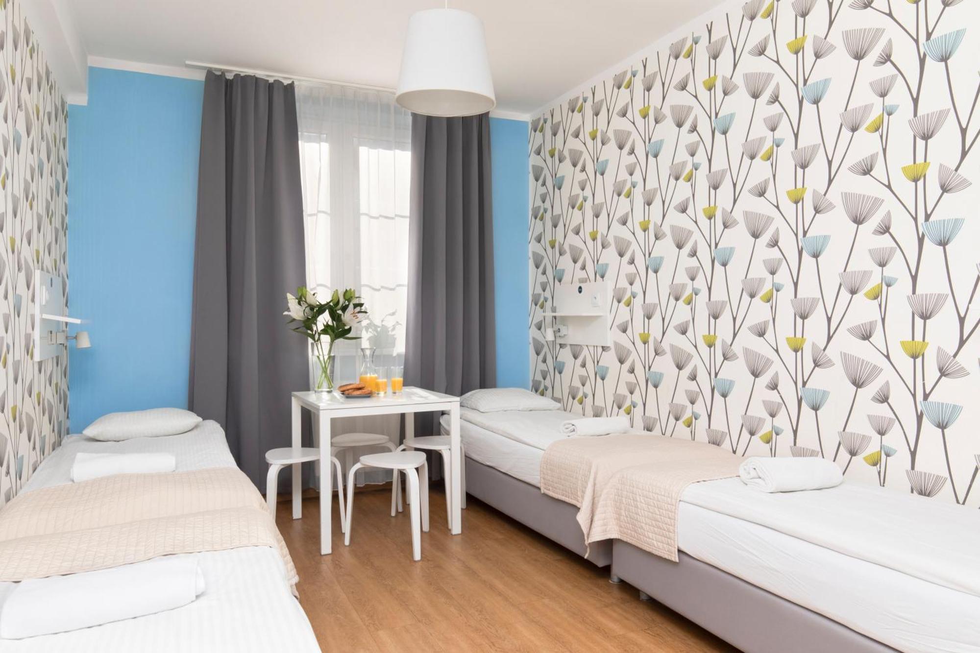 Single Bed in 4-Bed Dormitory Room with Bathroom