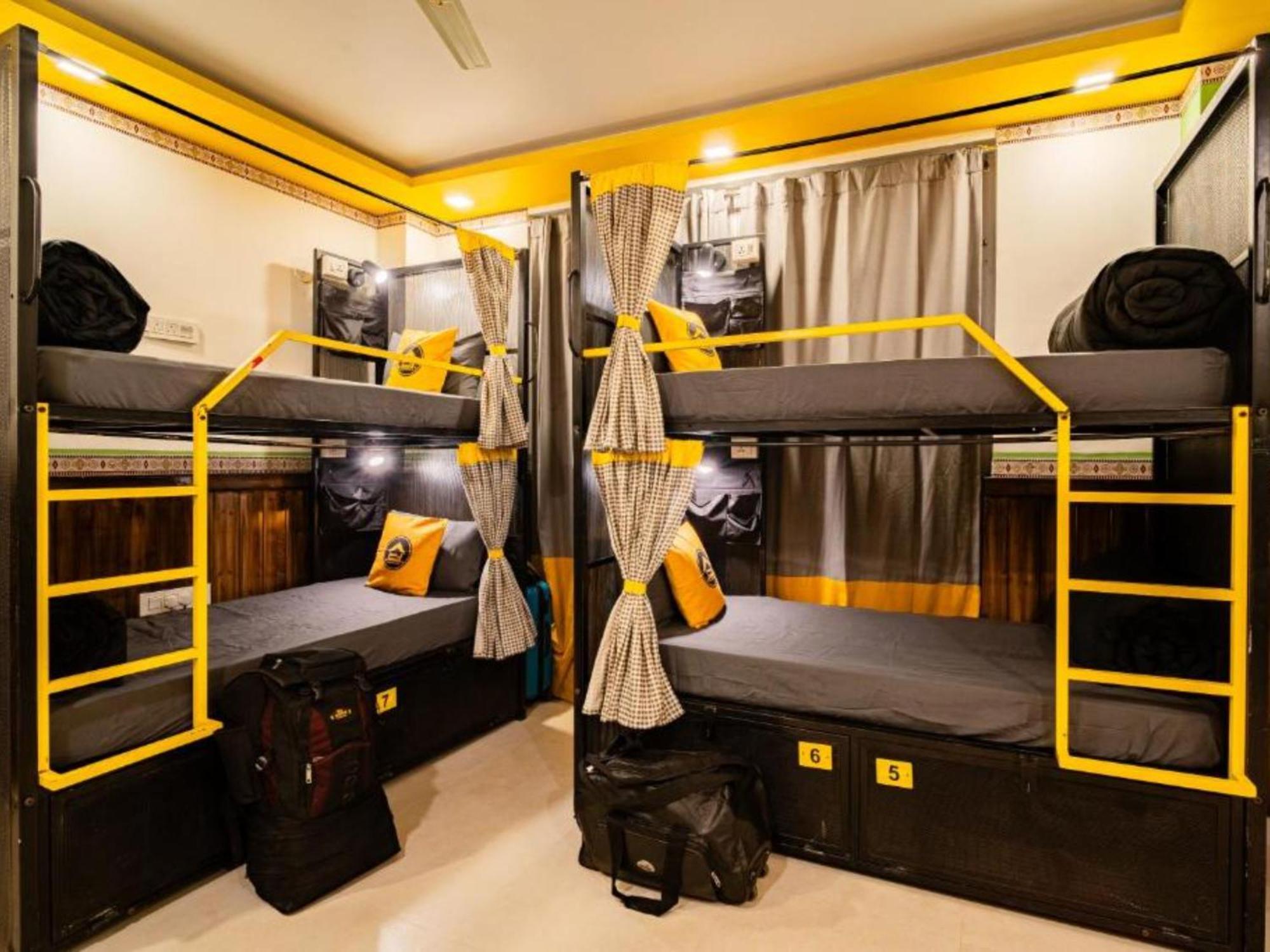 Bed in 8-Bed Mixed Dormitory Room