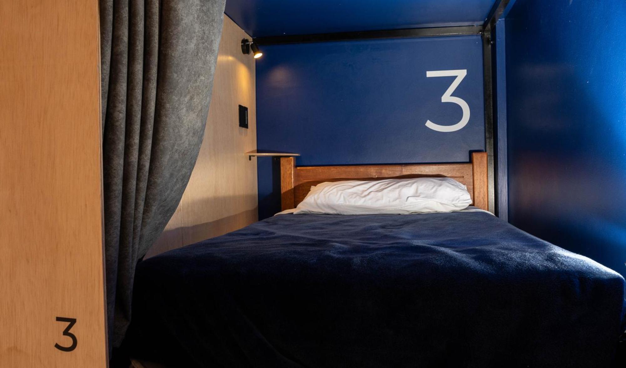 Bed 6-Bed Dormitory Room