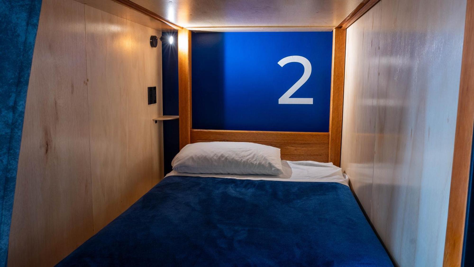 Bed 6-Bed Dormitory Room