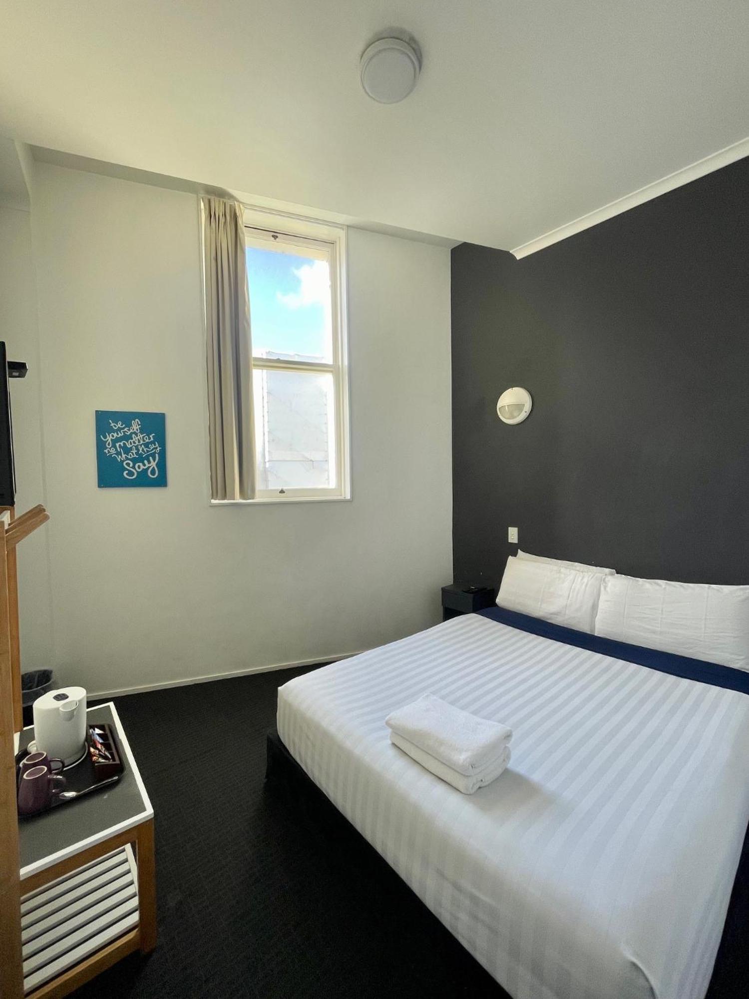 Superior Double Room with En-suite,1675799922:JPEG