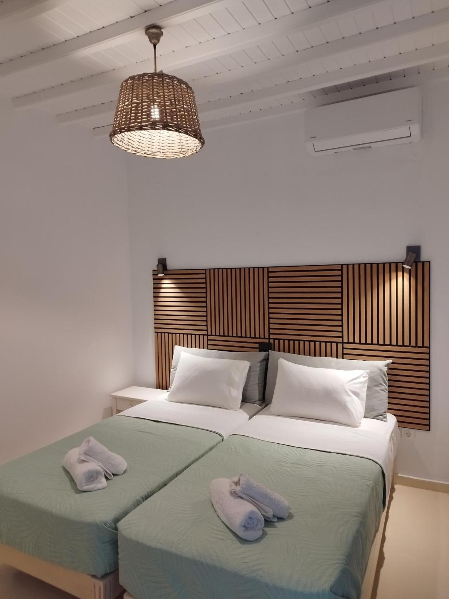 Basic Triple Room