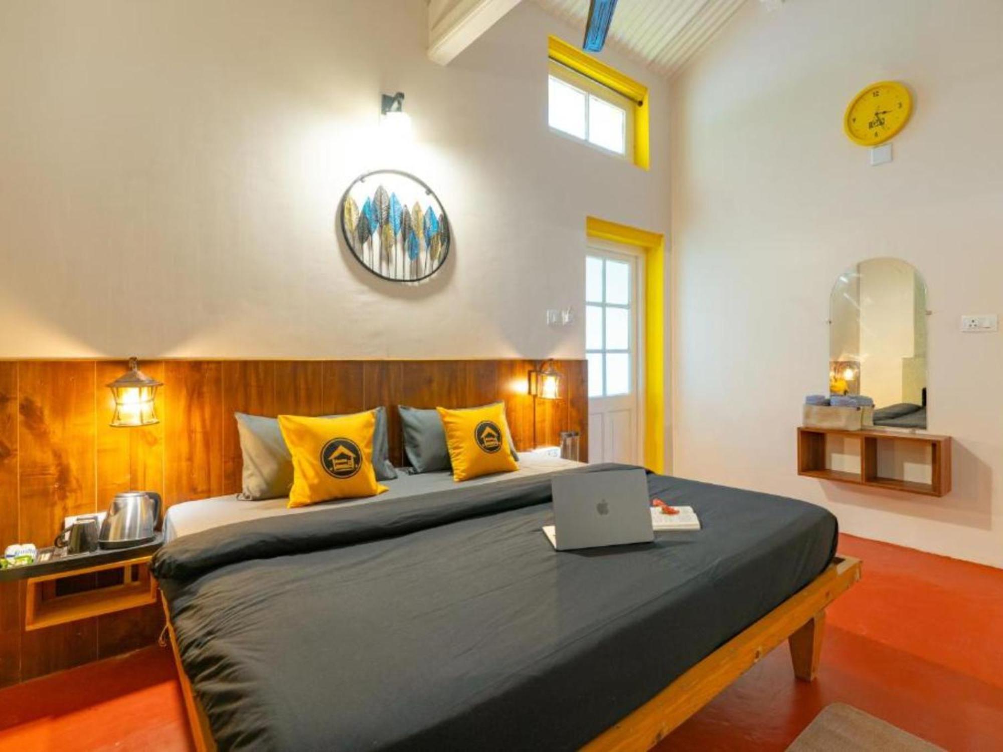 Deluxe Double Room,1681844371:JPEG