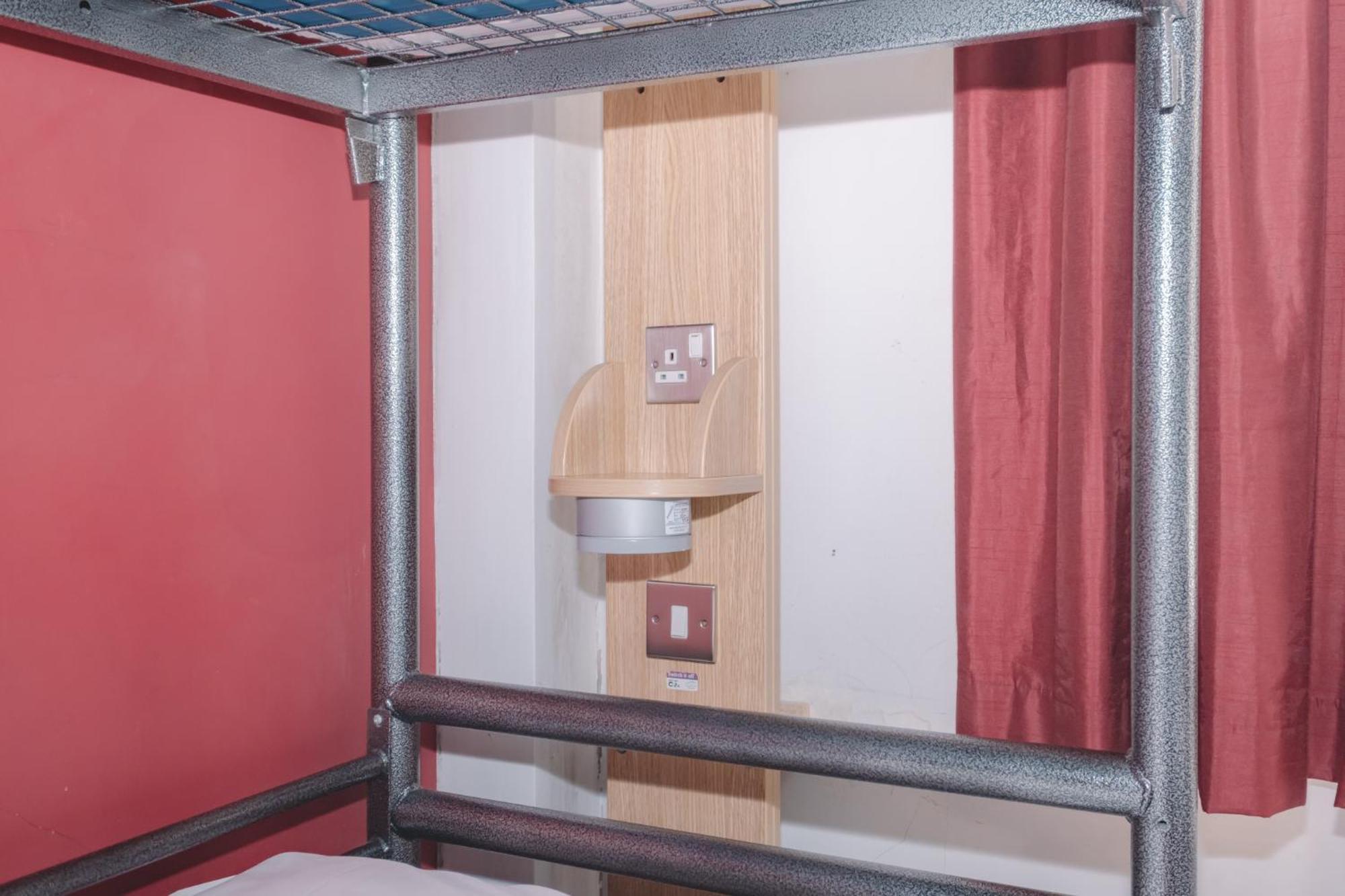 Quadruple Room with Shared Bathroom,1702396135:JPEG