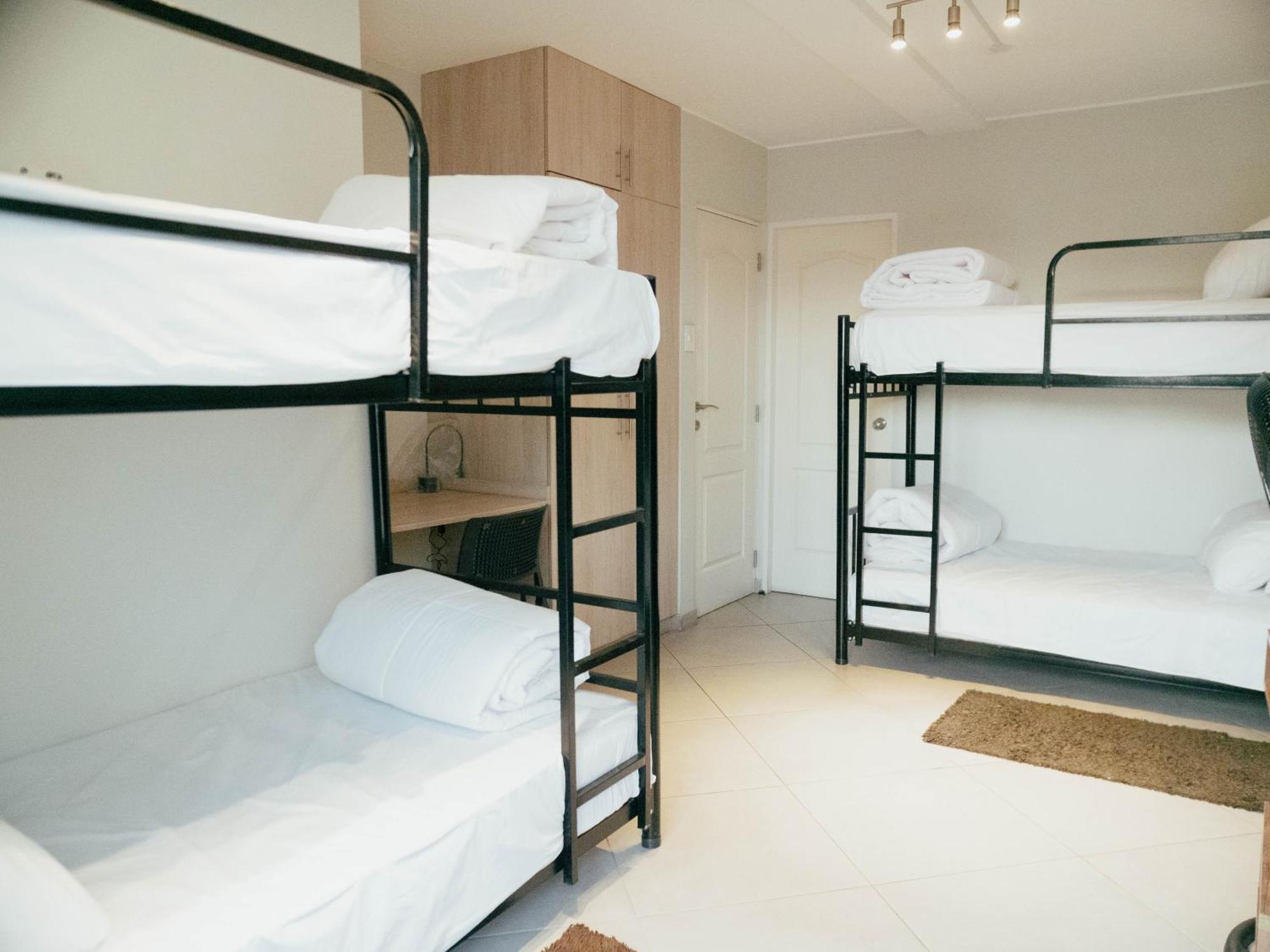 Quadruple Room with Private Bathroom