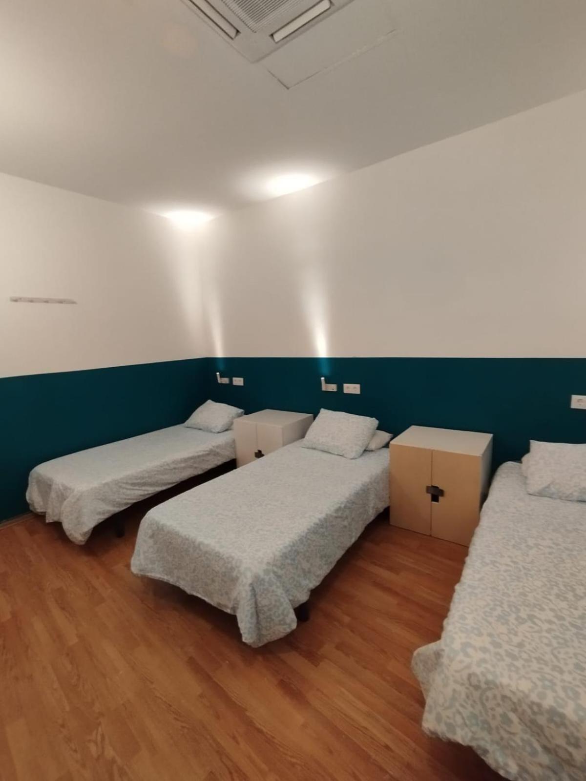 Bed in 5-Bed Mixed Dormitory Room