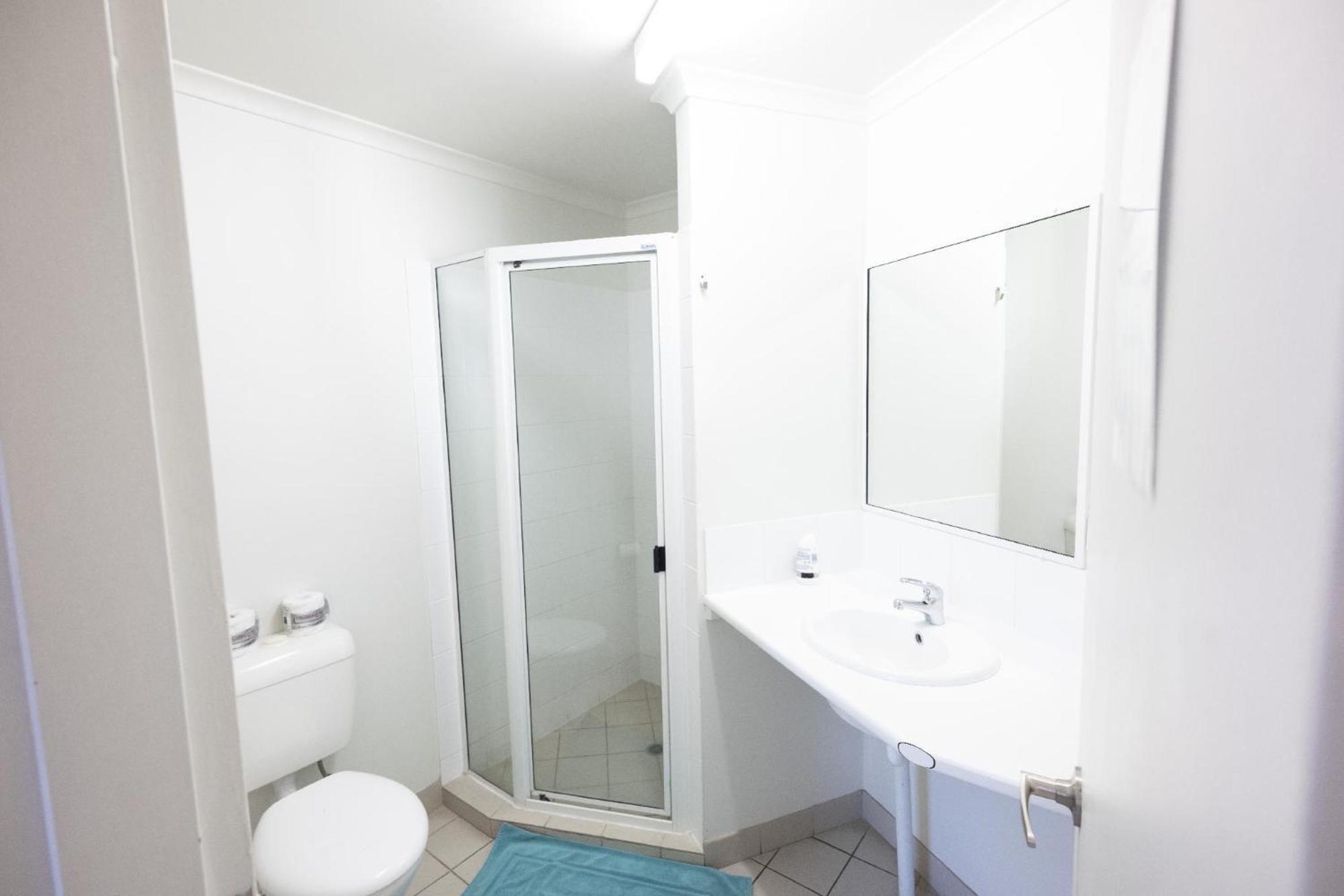 Queen Plus 2 Ensuite,1698991368:JPEG