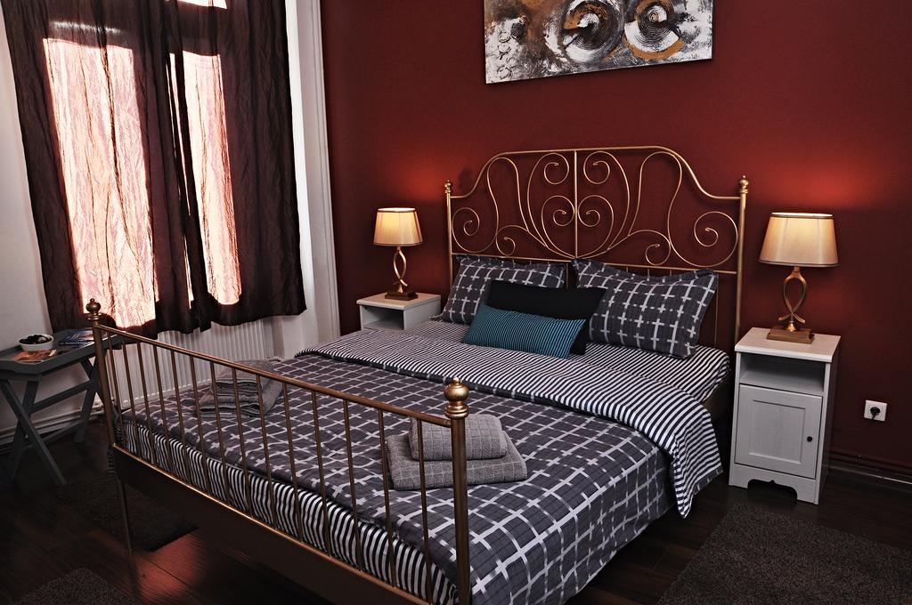 Superior Double Room with Private Bathroom