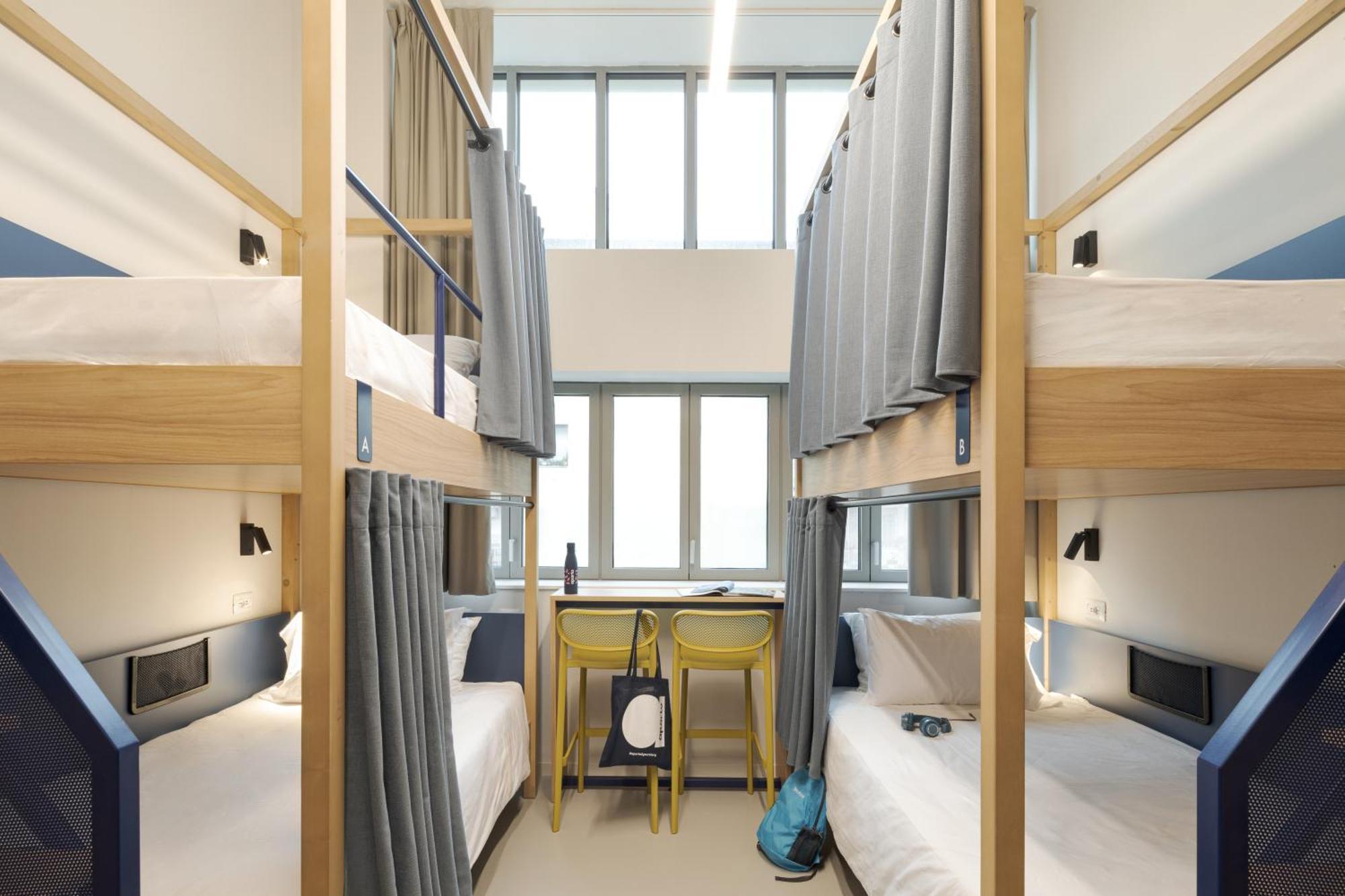 Quadruple Room with Private Bathroom