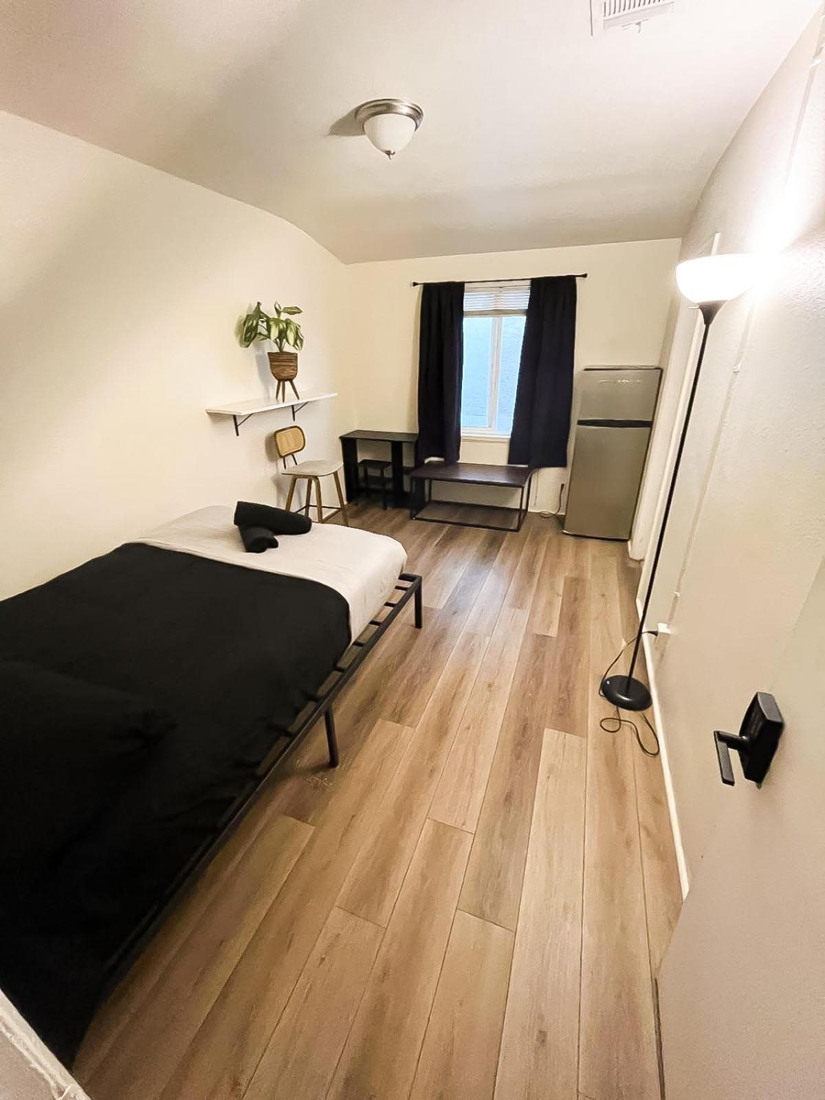 Queen Room with Shared Bathroom
