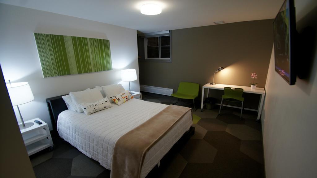 Deluxe Queen Room,173894559:JPEG