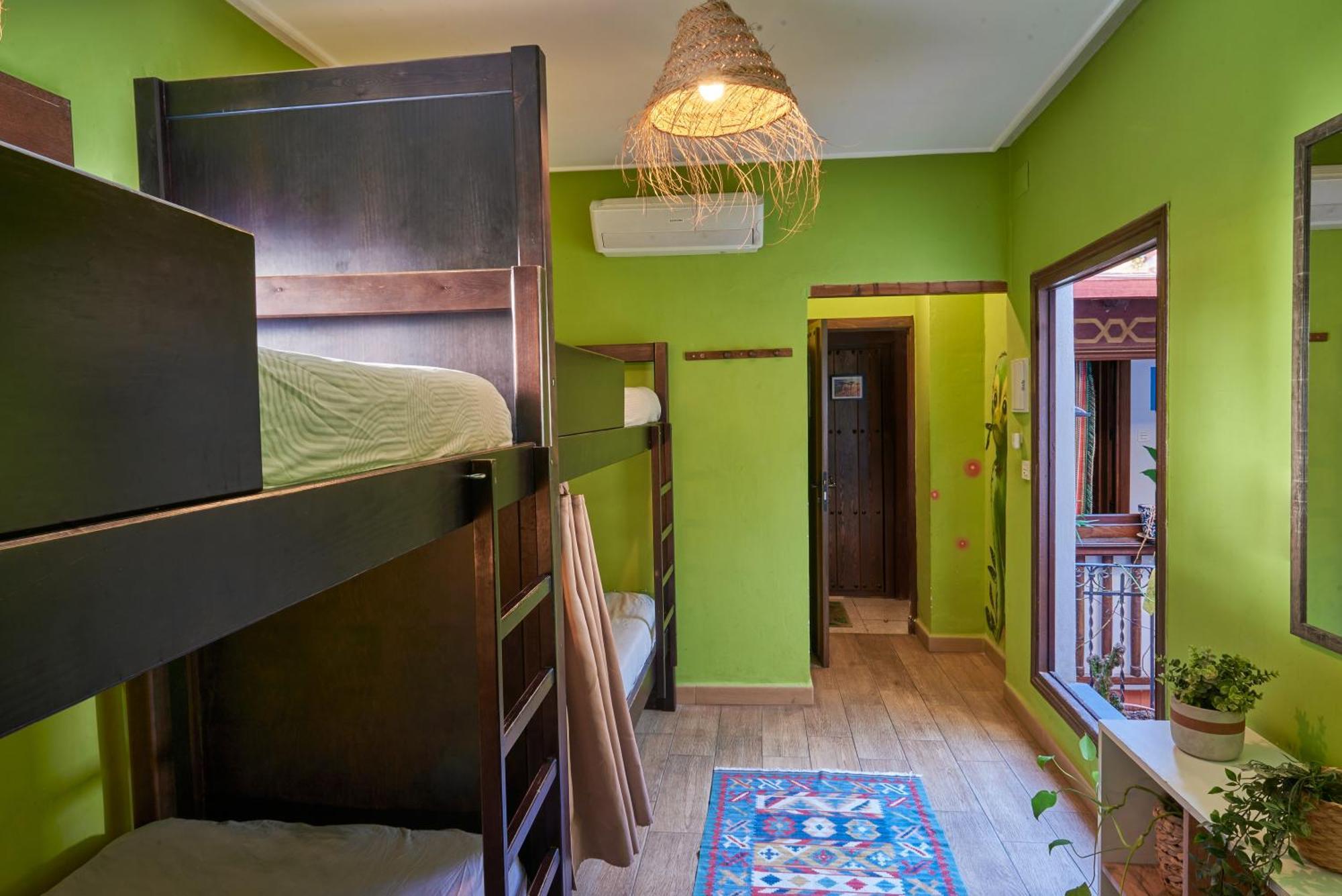 Bed in 4-Bed Mixed Dormitory Room,1739644413:JPEG