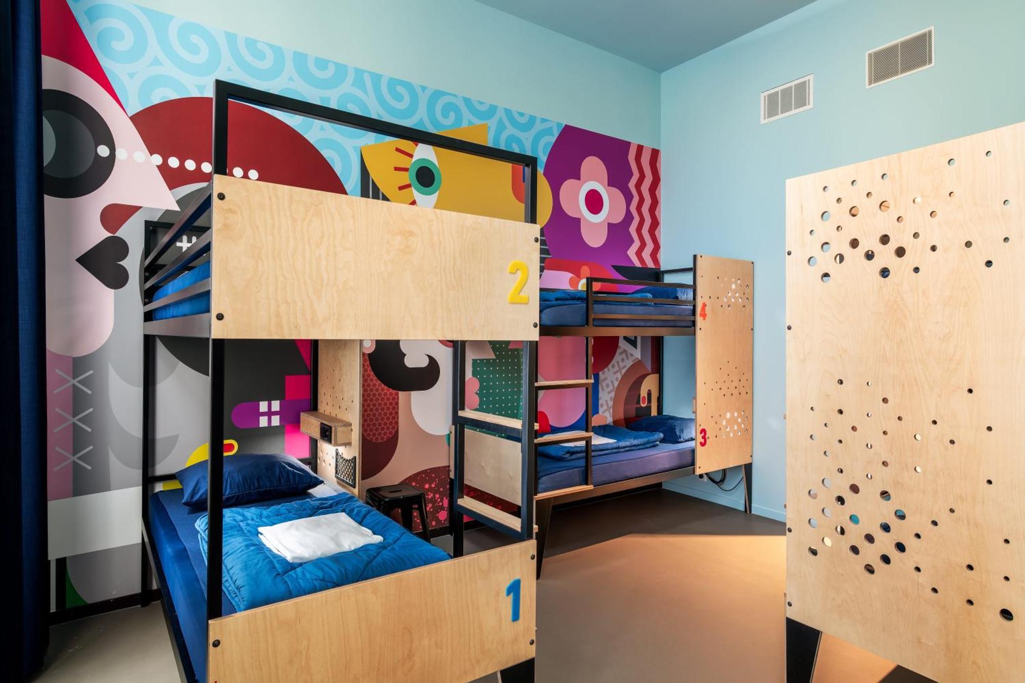 6-Person Room with Private Bathroom and Shower,1742903186:JPEG